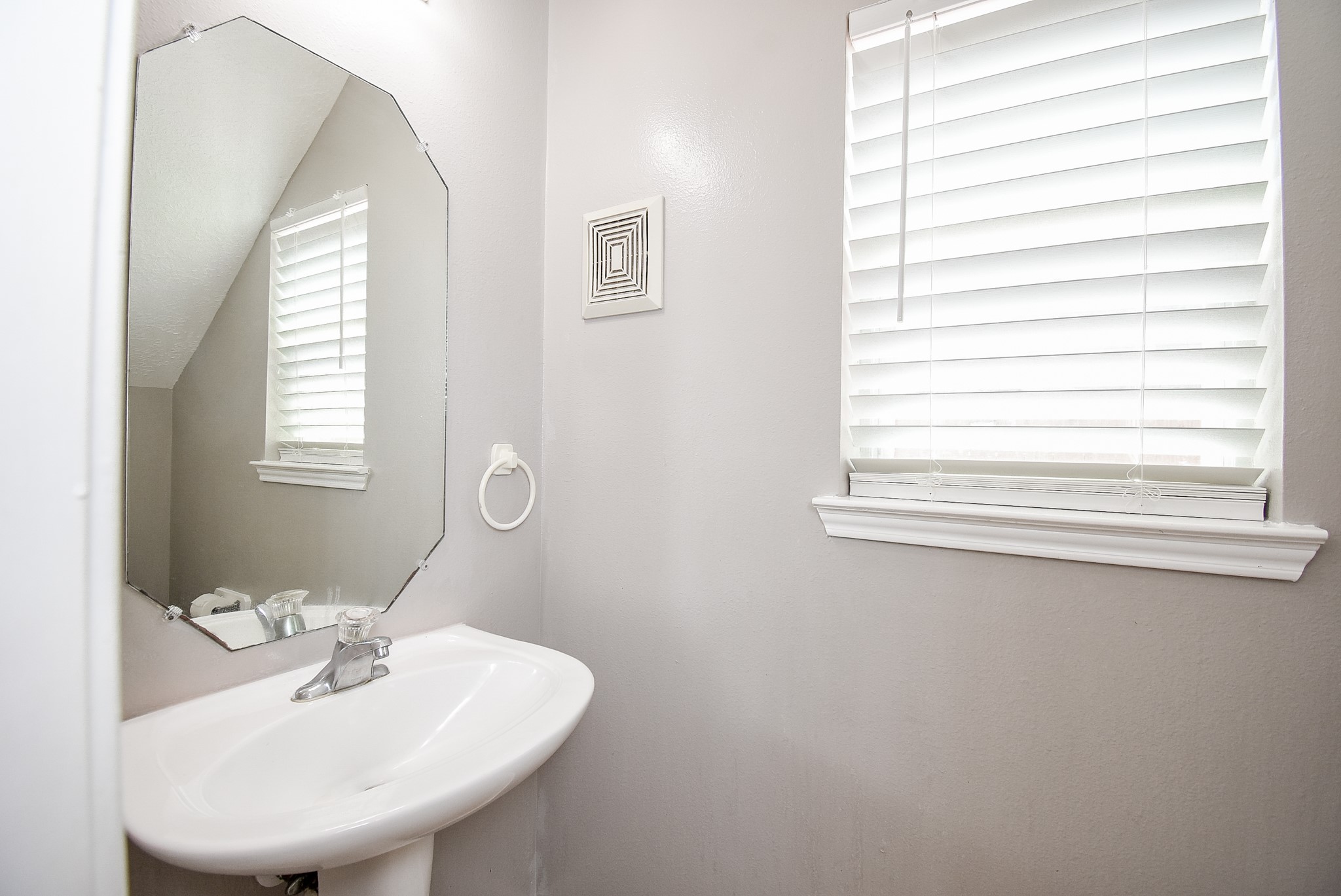 5611 Carta Valley Lane Property Photo 17