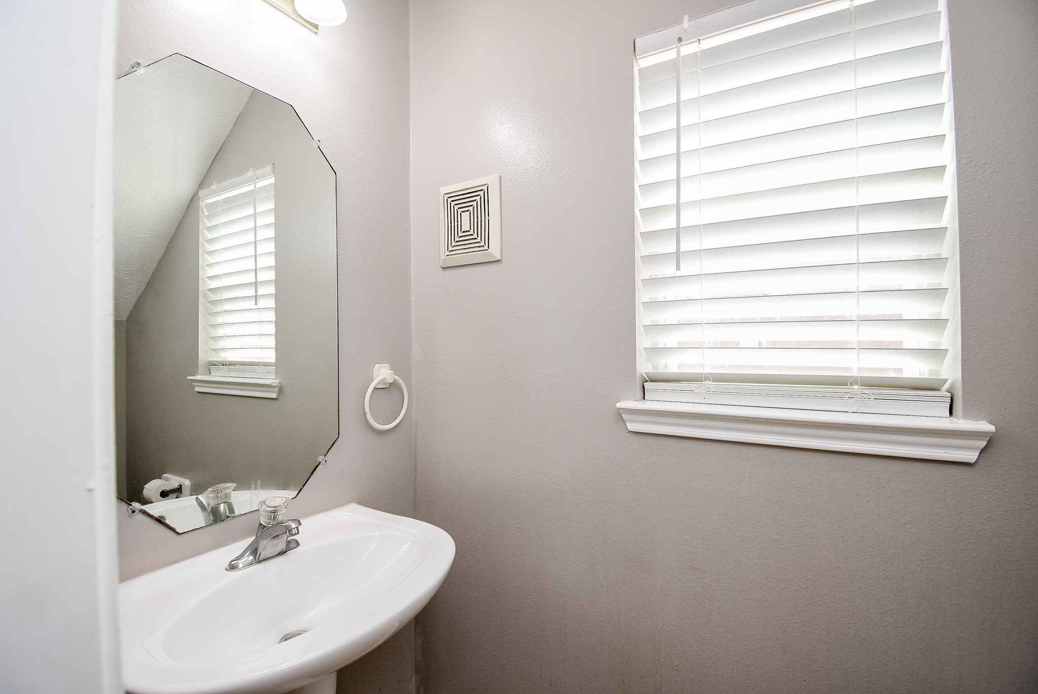 5611 Carta Valley Lane Property Photo 32