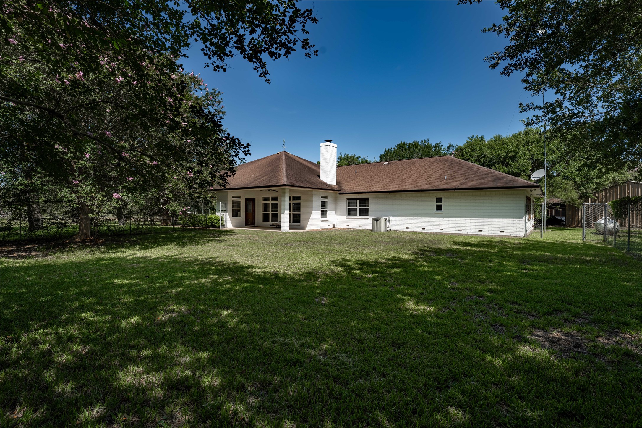 1054 County Road 156 Property Photo 3
