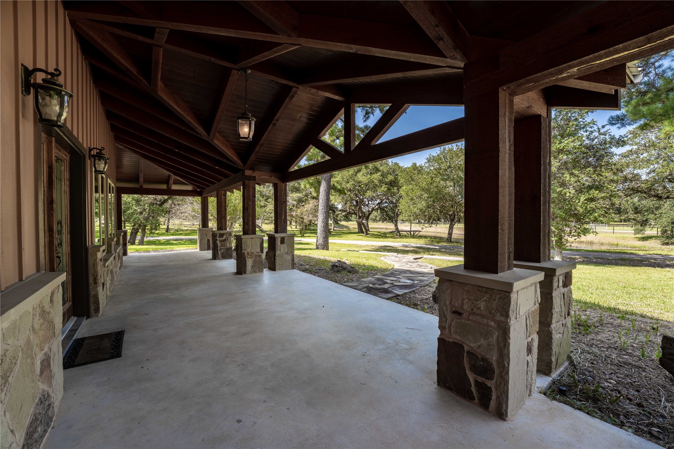 1054 County Road 156 Property Photo 12