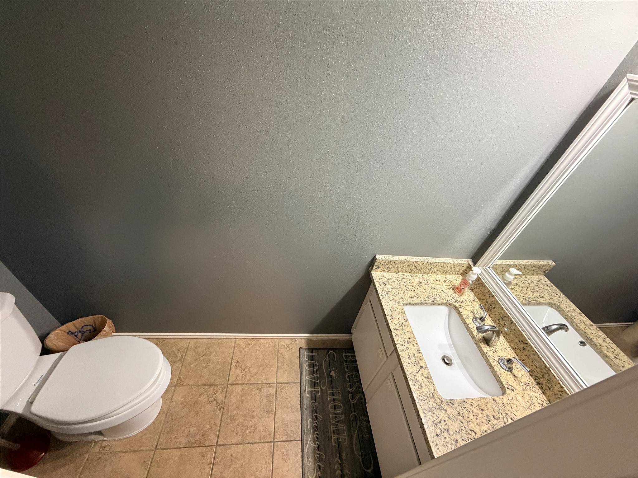 726 Country Place Drive B Property Photo 22