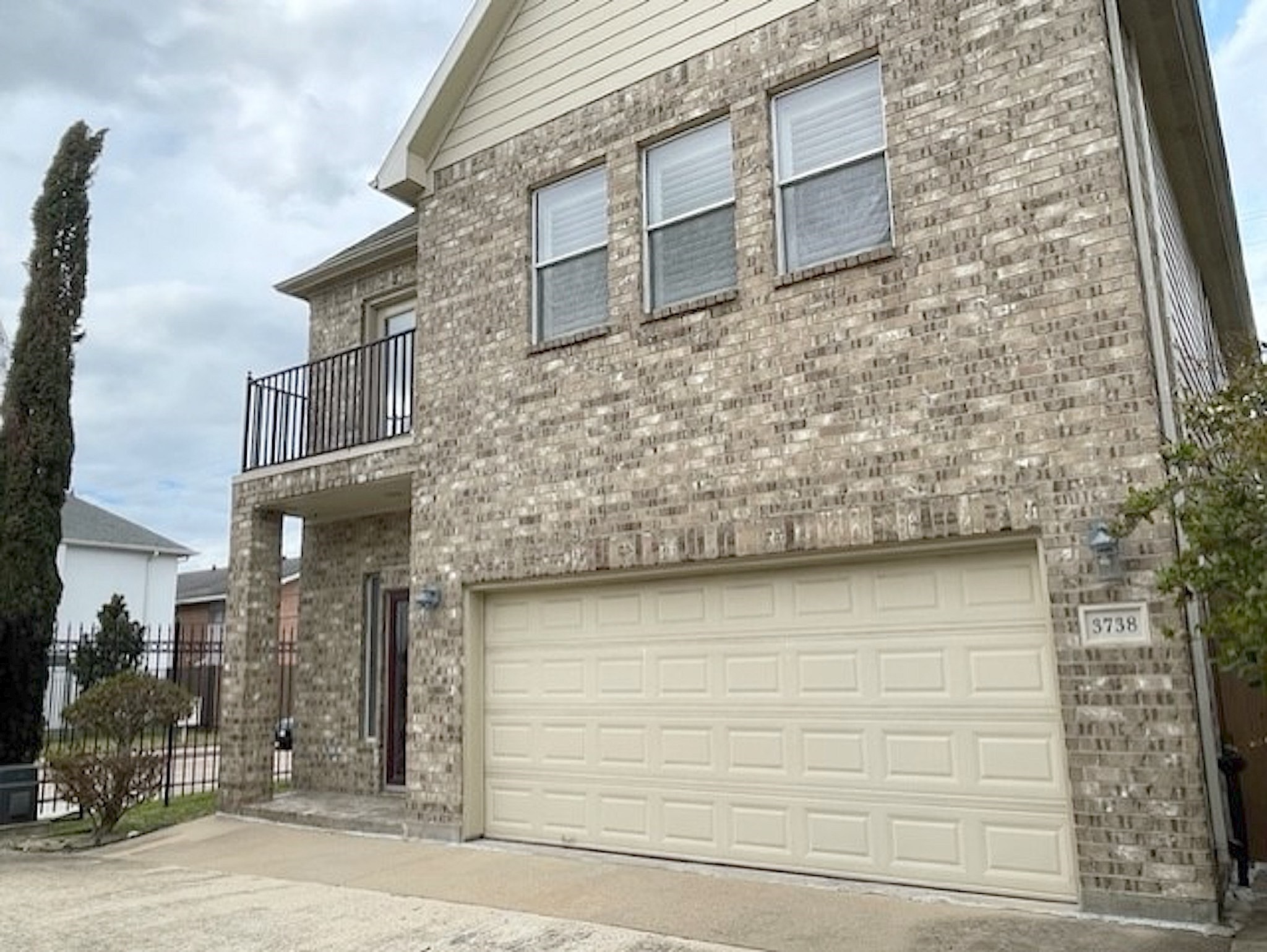 3738 Elizabeth Court Property Photo 1