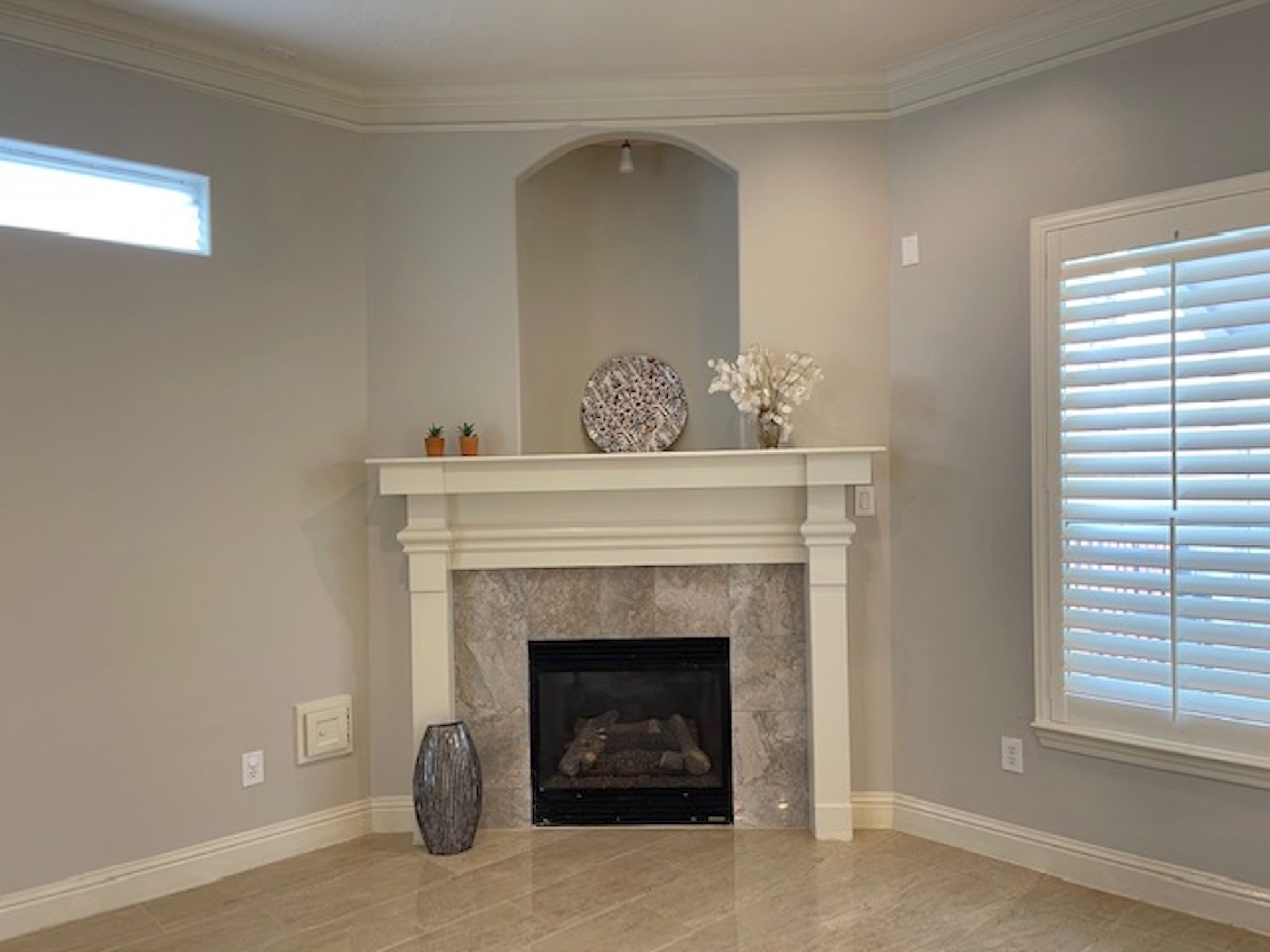 3738 Elizabeth Court Property Photo 7