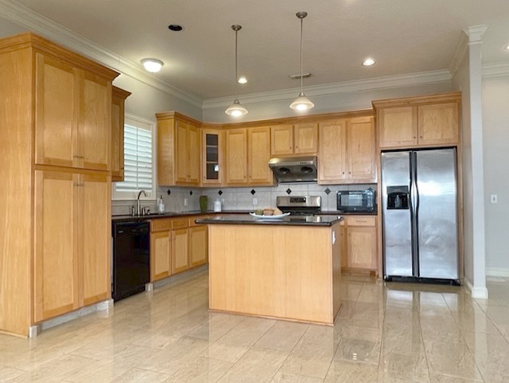 3738 Elizabeth Court Property Photo 9