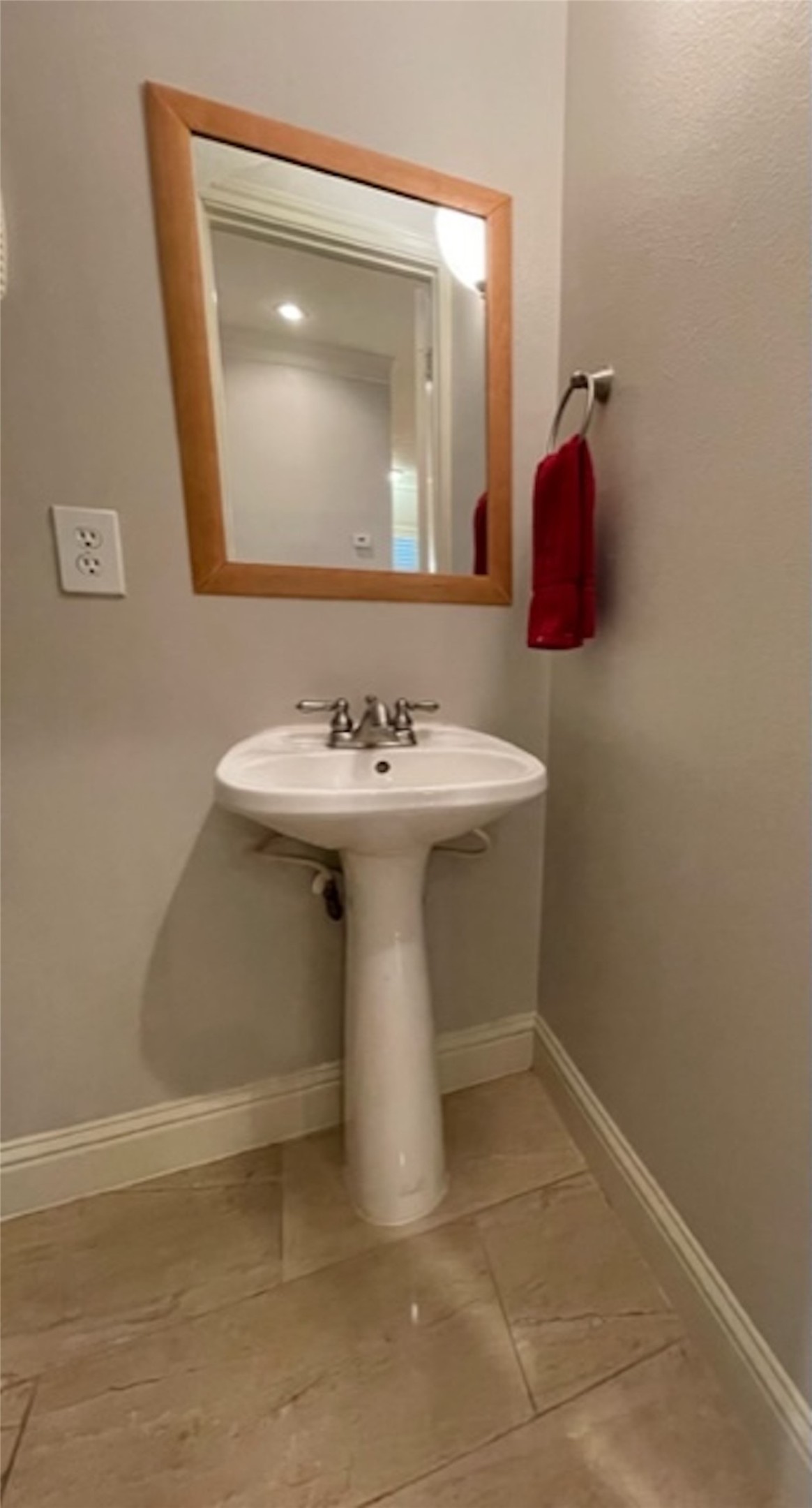 3738 Elizabeth Court Property Photo 12