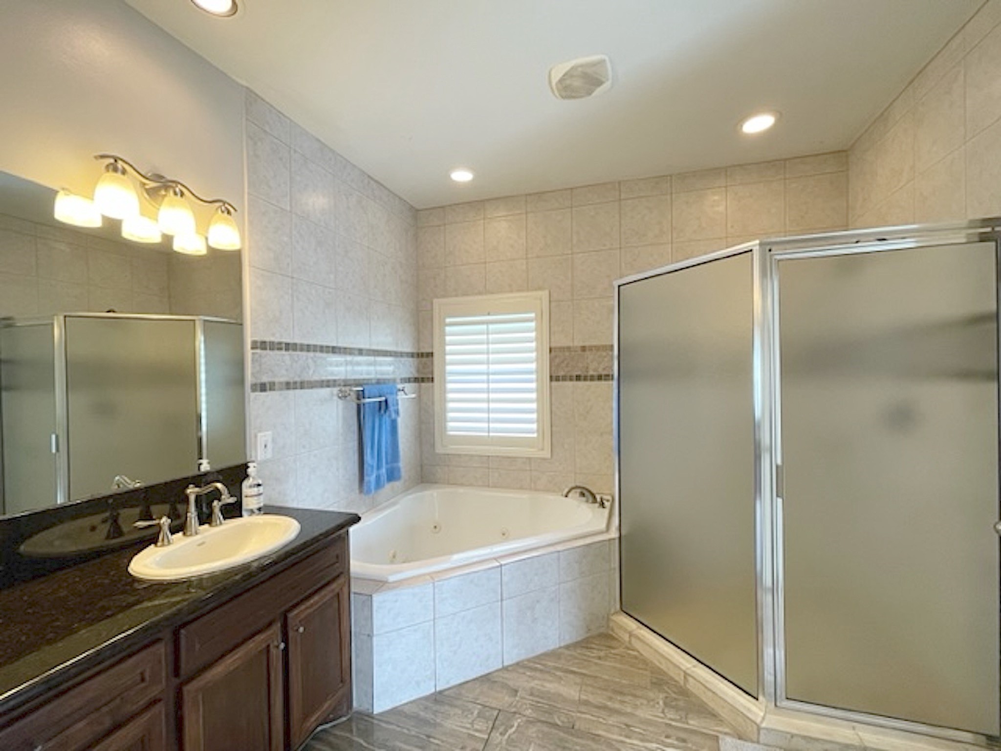 3738 Elizabeth Court Property Photo 19