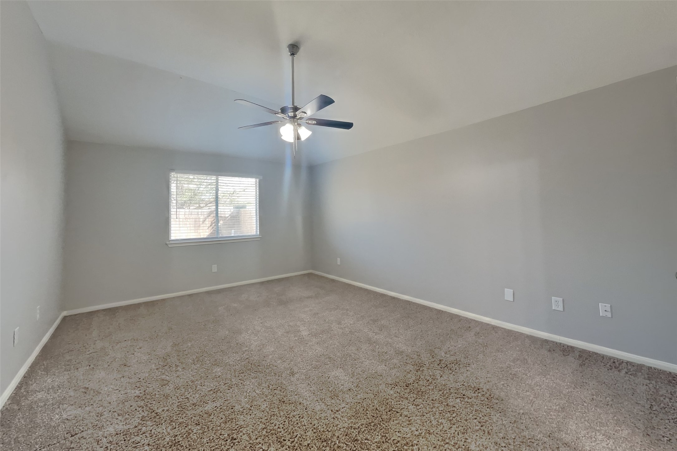 2519 Fox Water Drive Property Photo 7