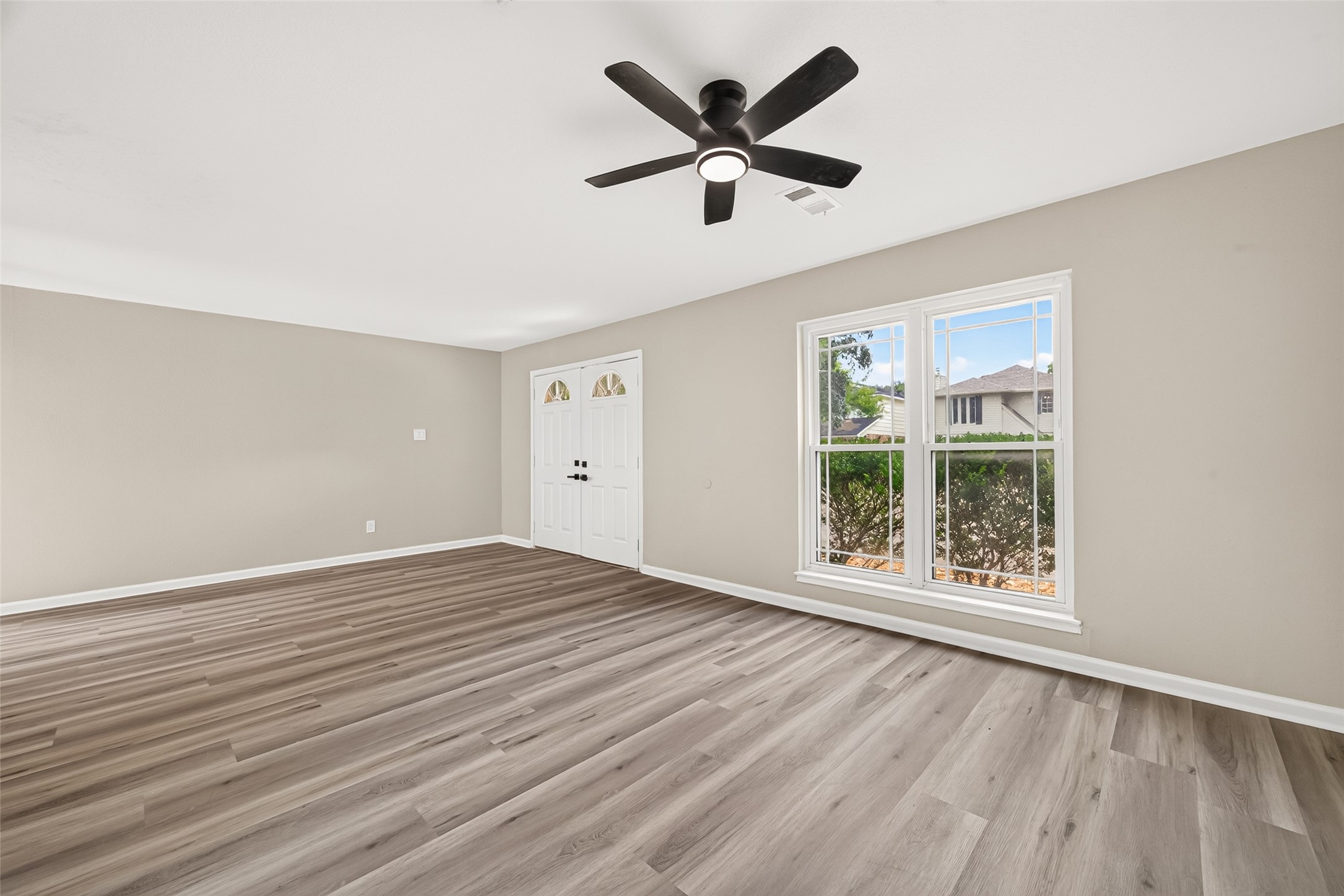 4603 Cashel Castle Drive Property Photo 6