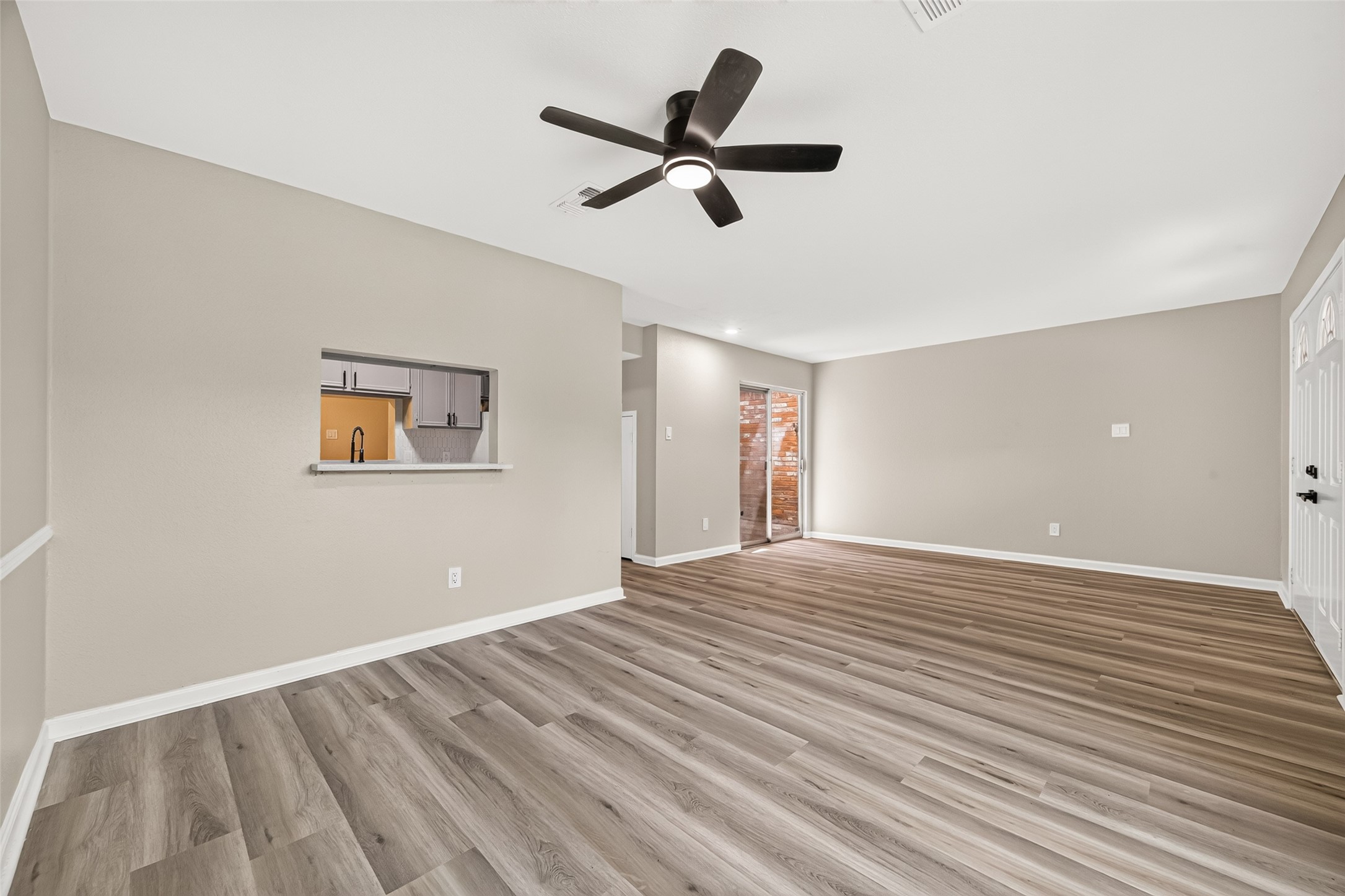 4603 Cashel Castle Drive Property Photo 8
