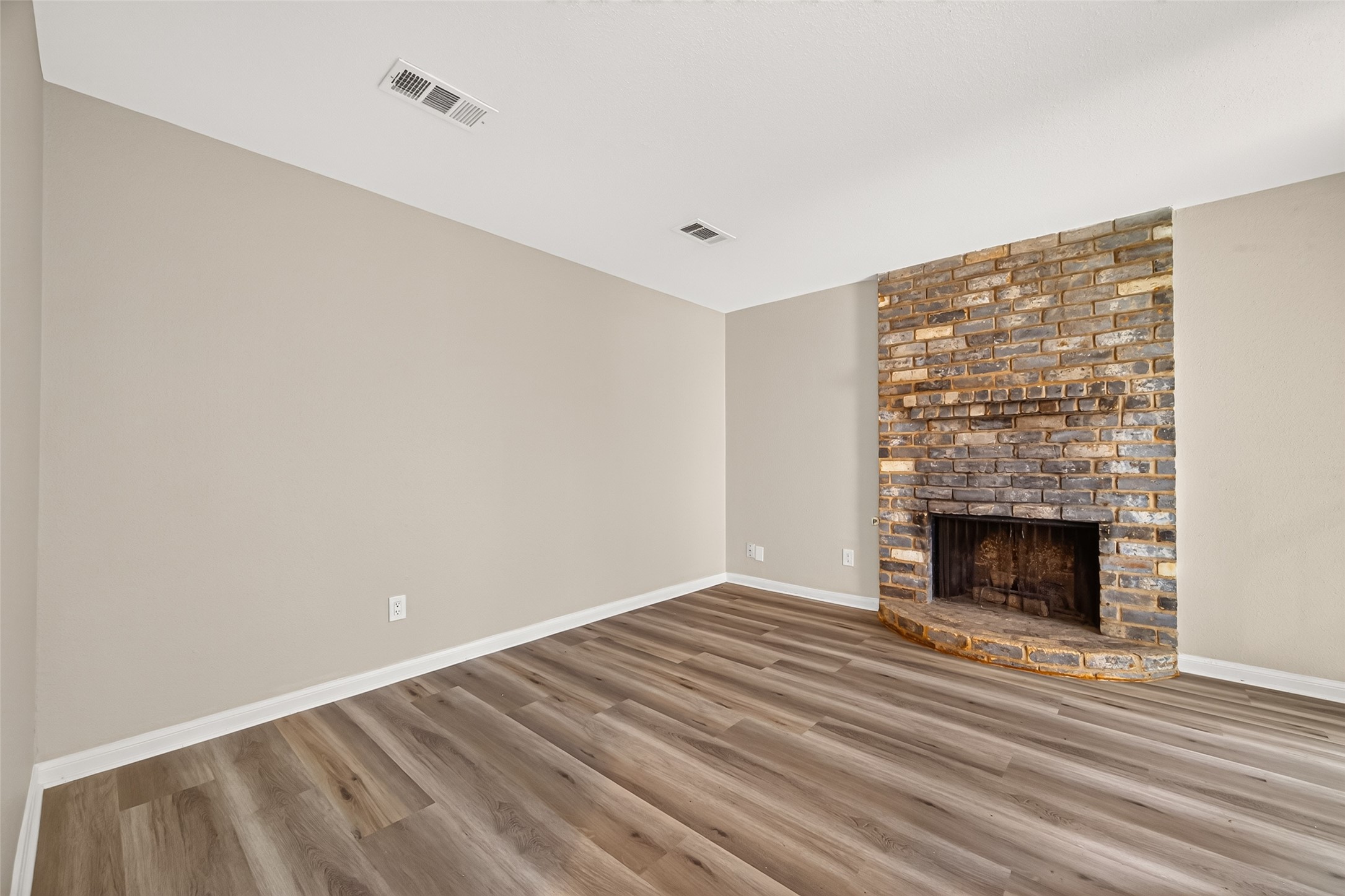 4603 Cashel Castle Drive Property Photo 14