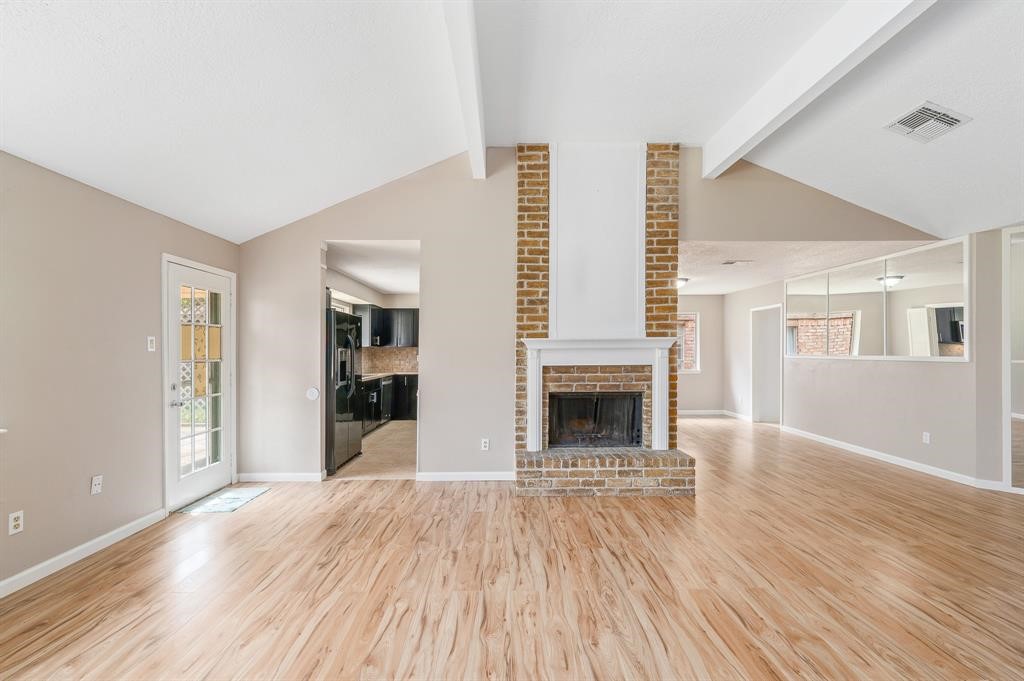 19511 Westhaven Drive Property Photo 9