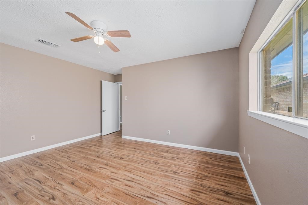 19511 Westhaven Drive Property Photo 19