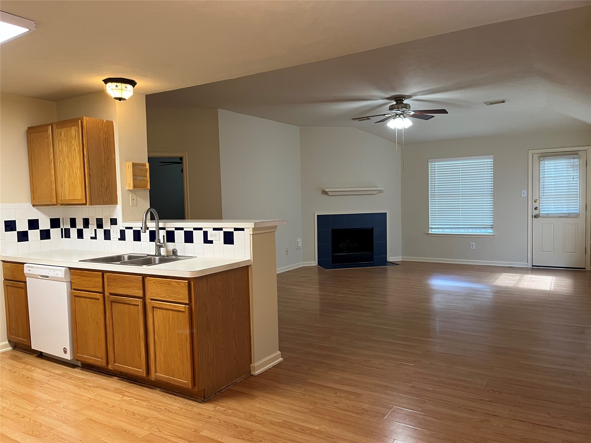 17314 Glenmorris Drive Property Photo 12