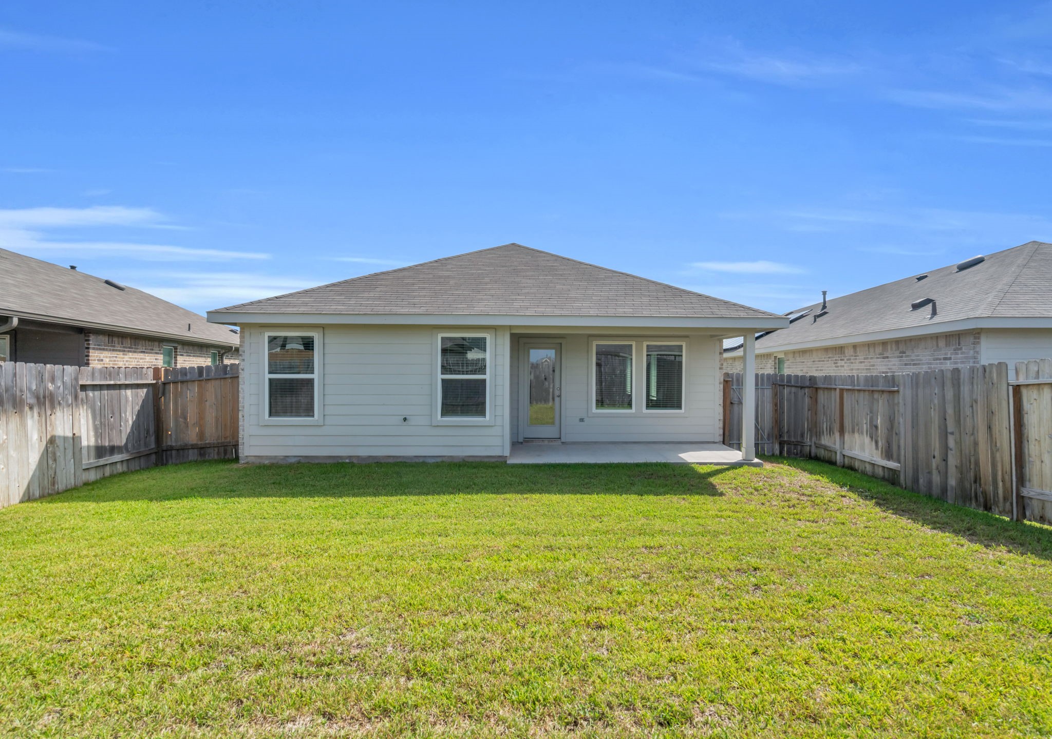24443 Elmwood Falls Drive Property Photo 17