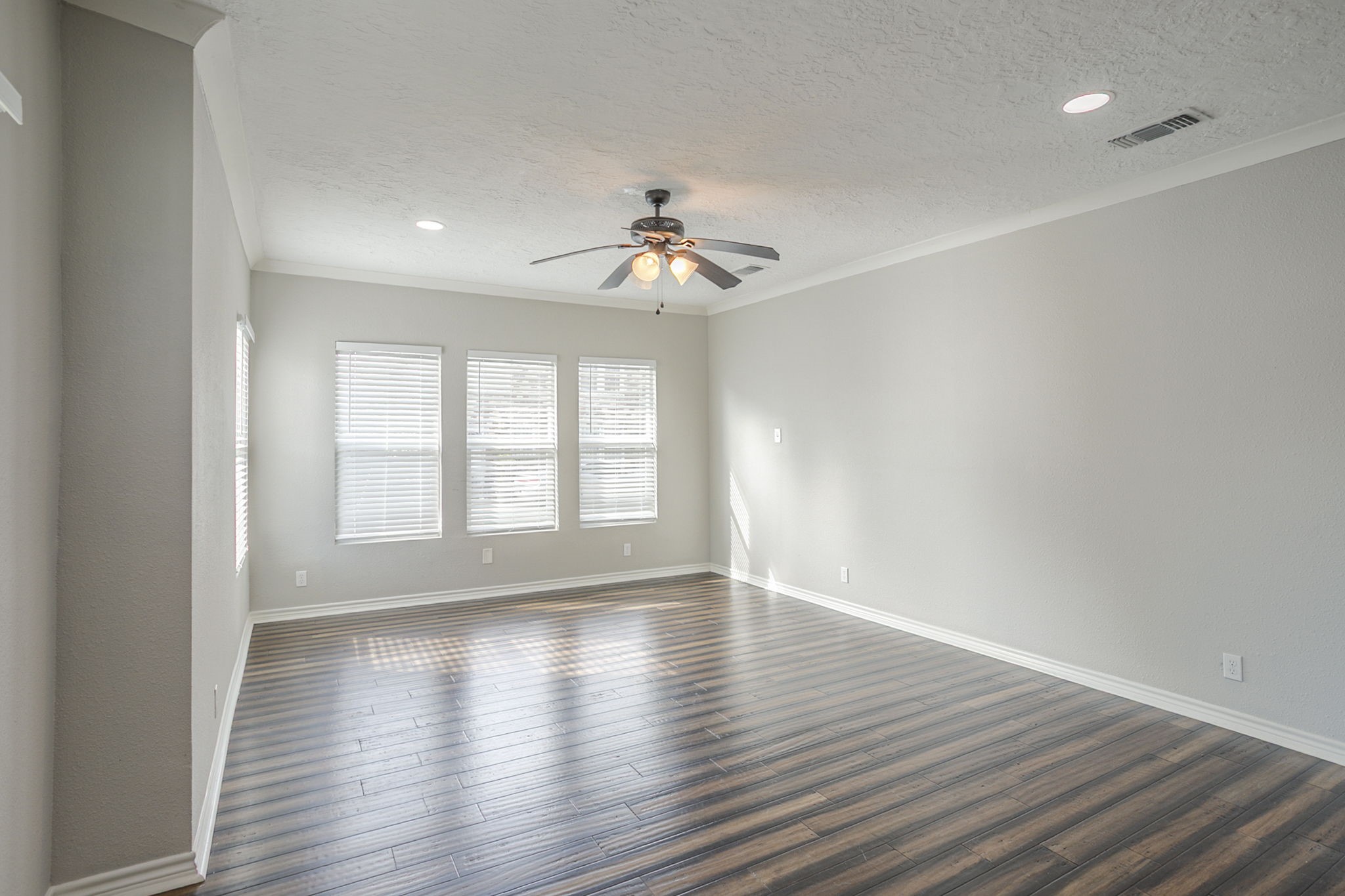 934 Lehman Street Property Photo 7