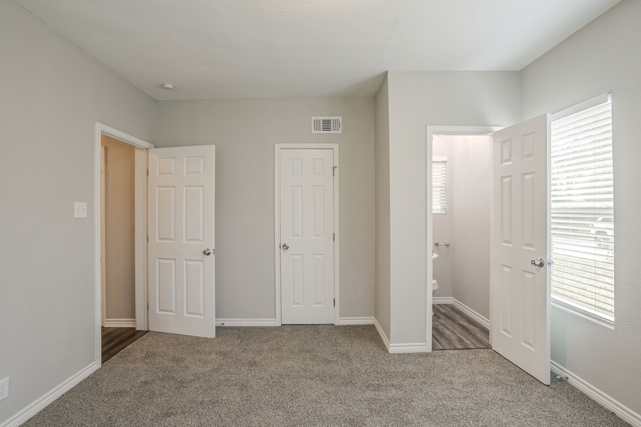 934 Lehman Street Property Photo 22