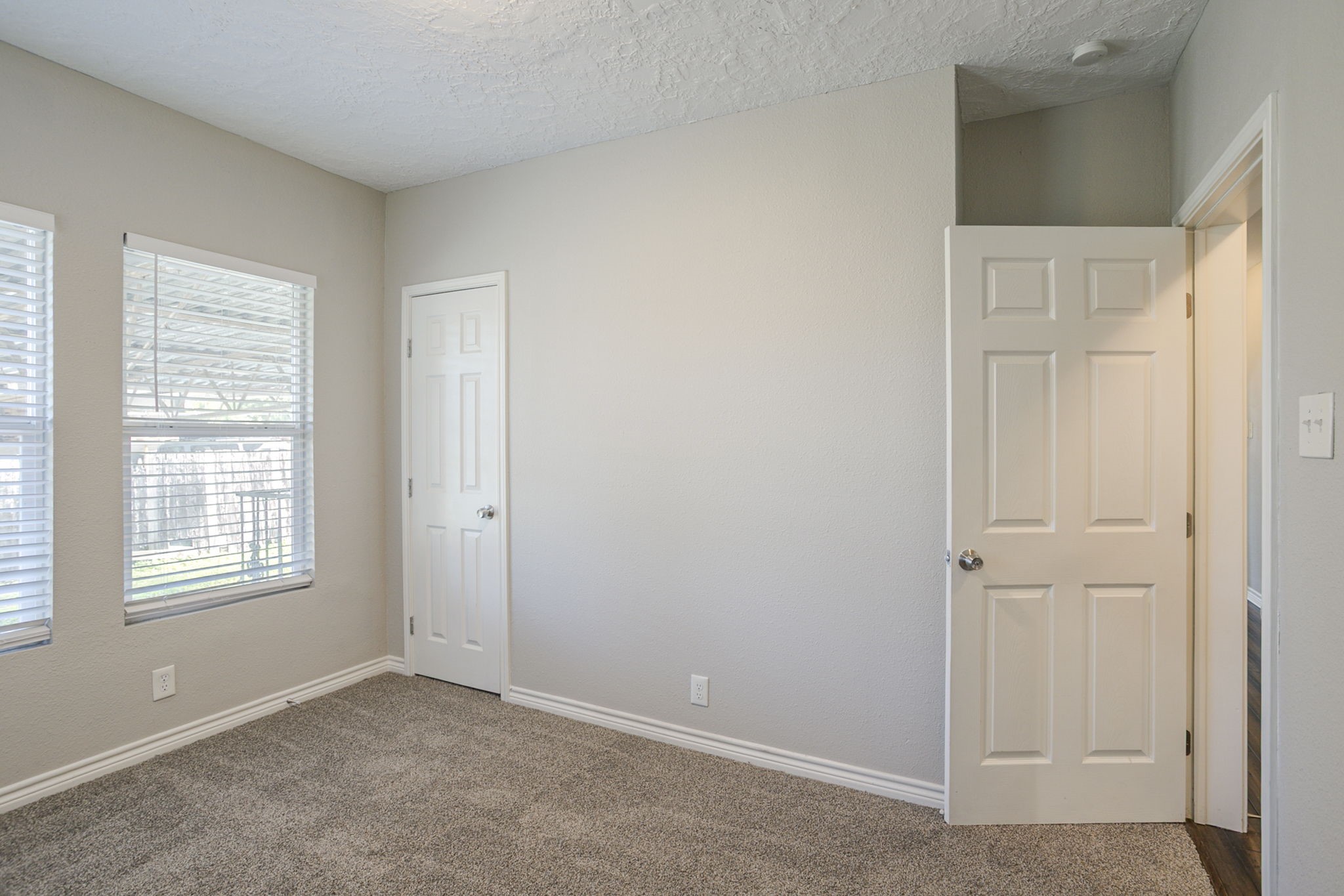 934 Lehman Street Property Photo 30
