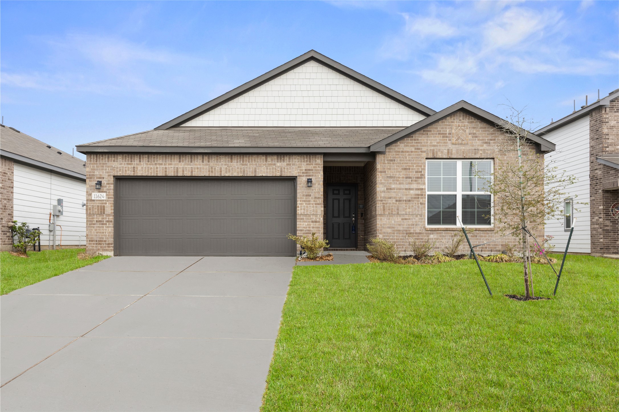 11624 Whirlaway Drive Property Photo 1