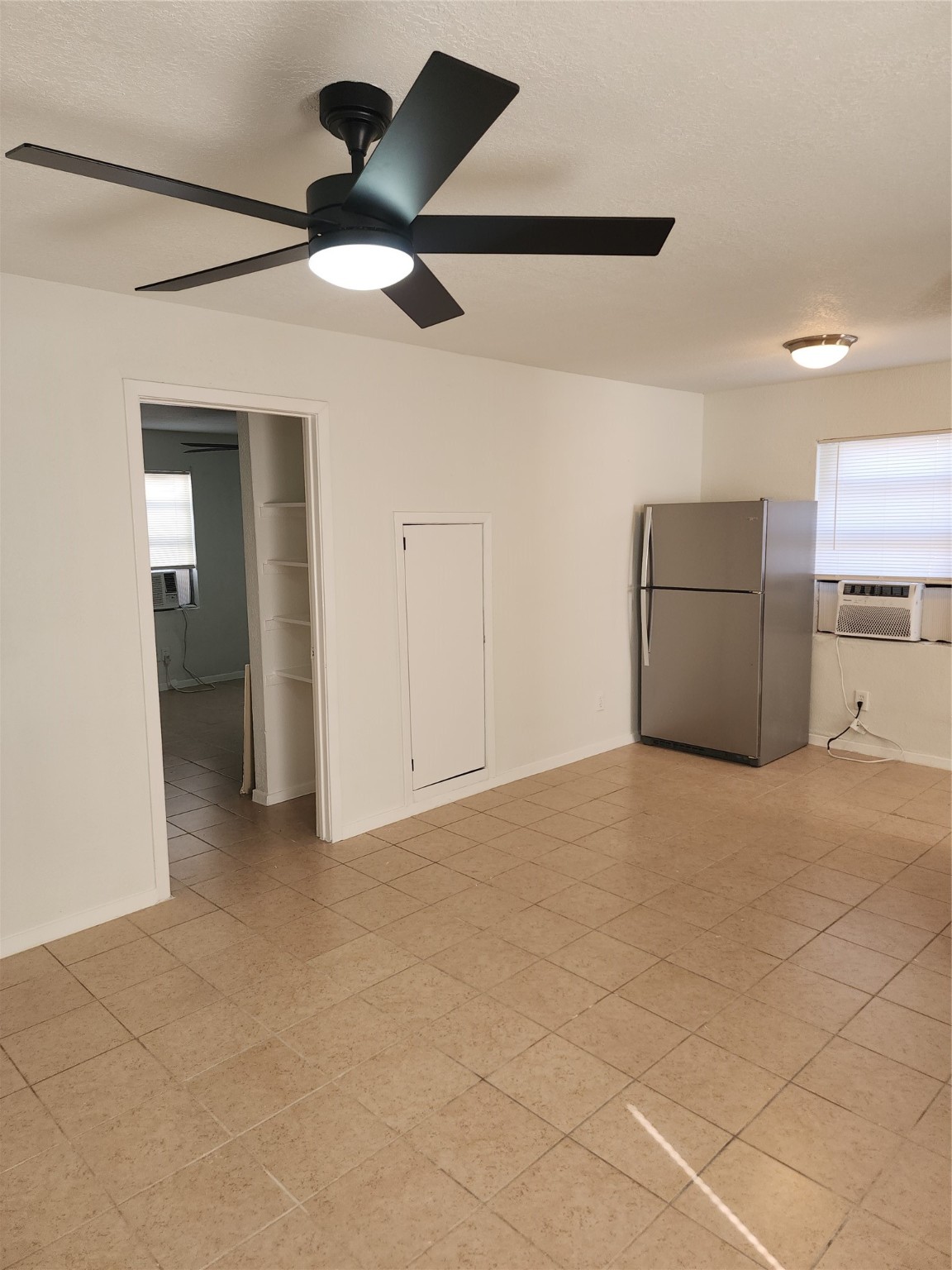 14033 Garber Lane 2 Property Photo 5