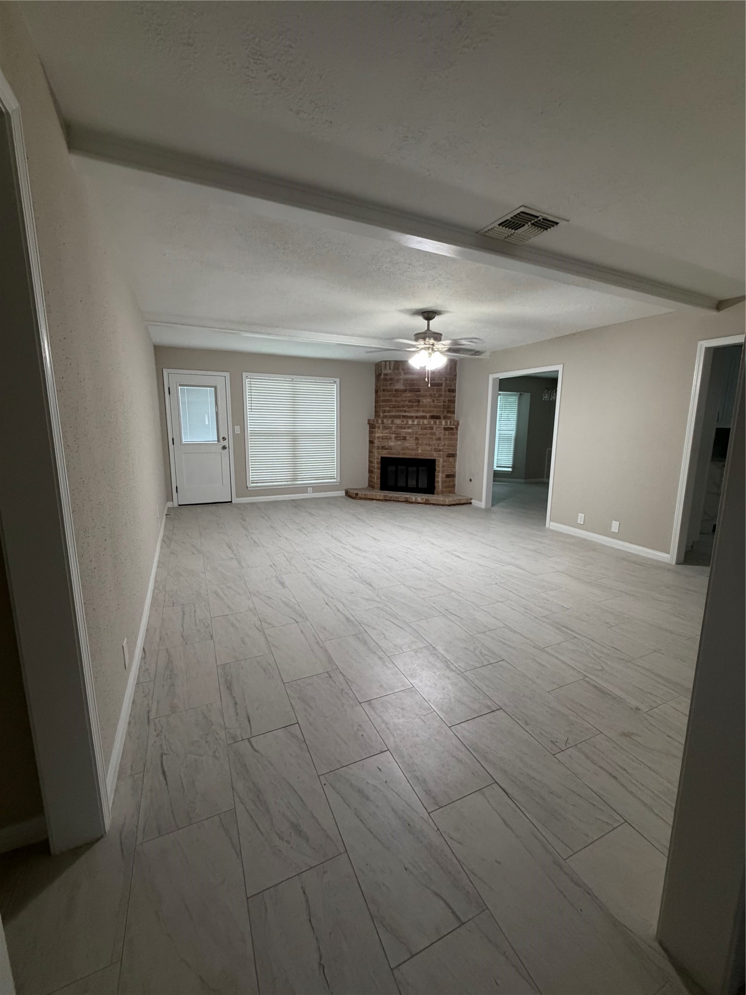 1811 Hanbury Court Property Photo 3