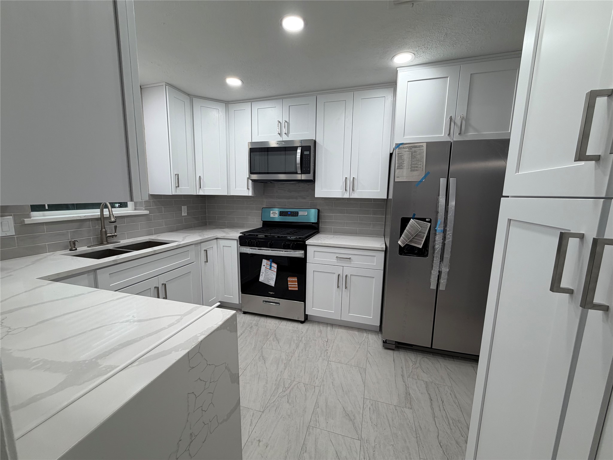 1811 Hanbury Court Property Photo 9