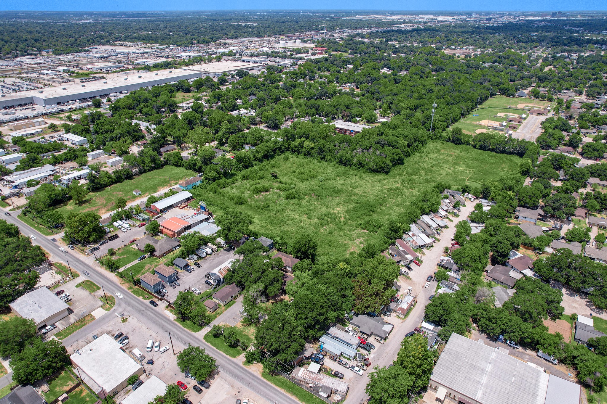 230 W Canino Road Property Photo 2