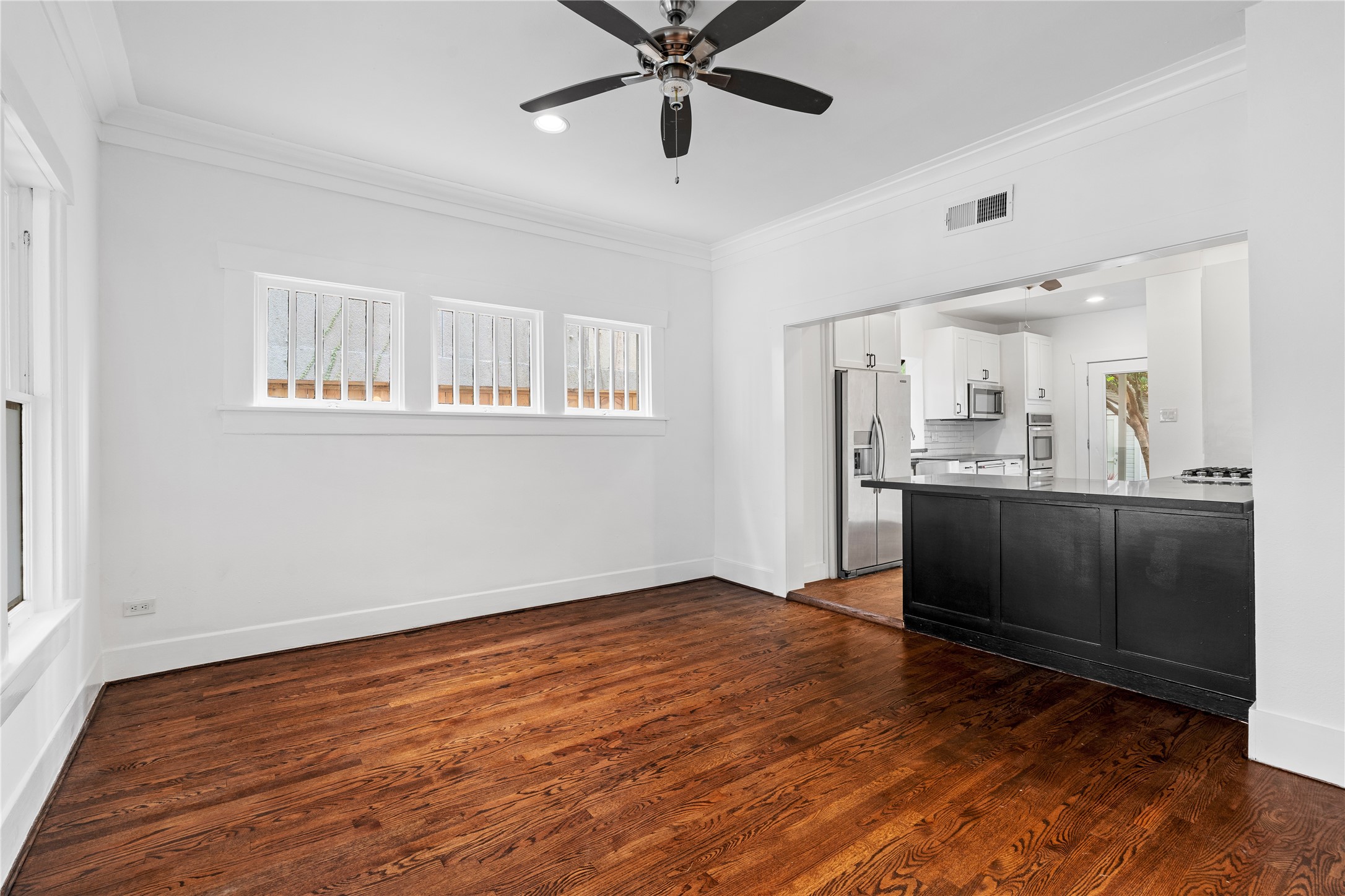 1210 Hawthorne Street Property Photo 13