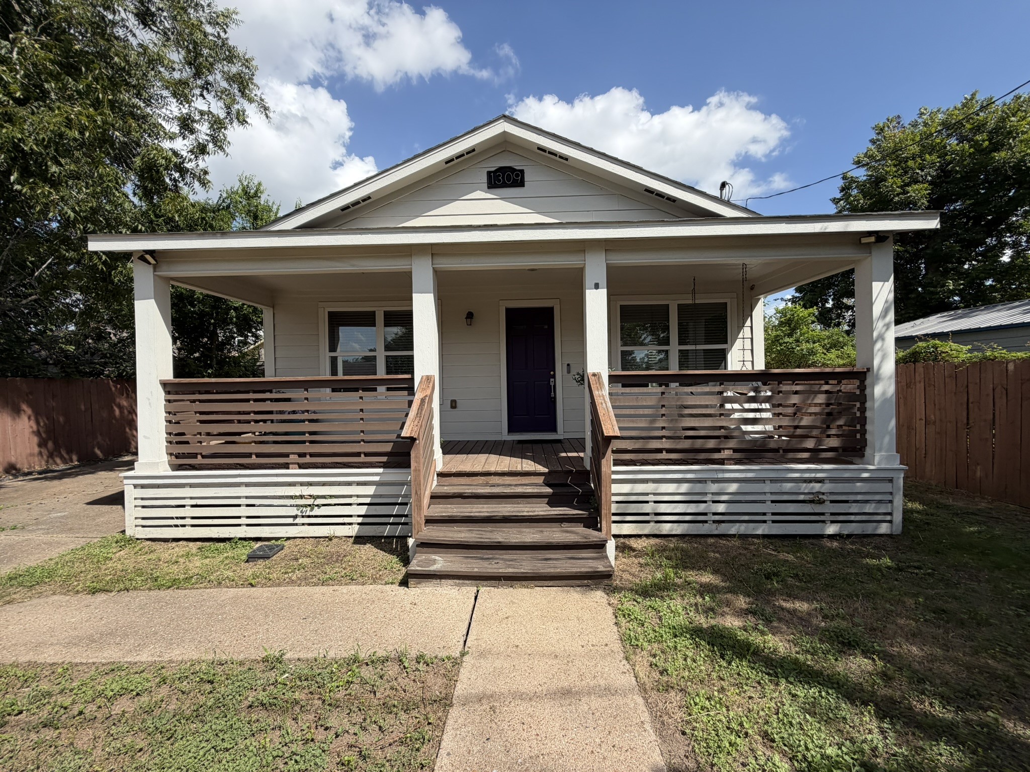 1309 Tarley Street Property Photo 1