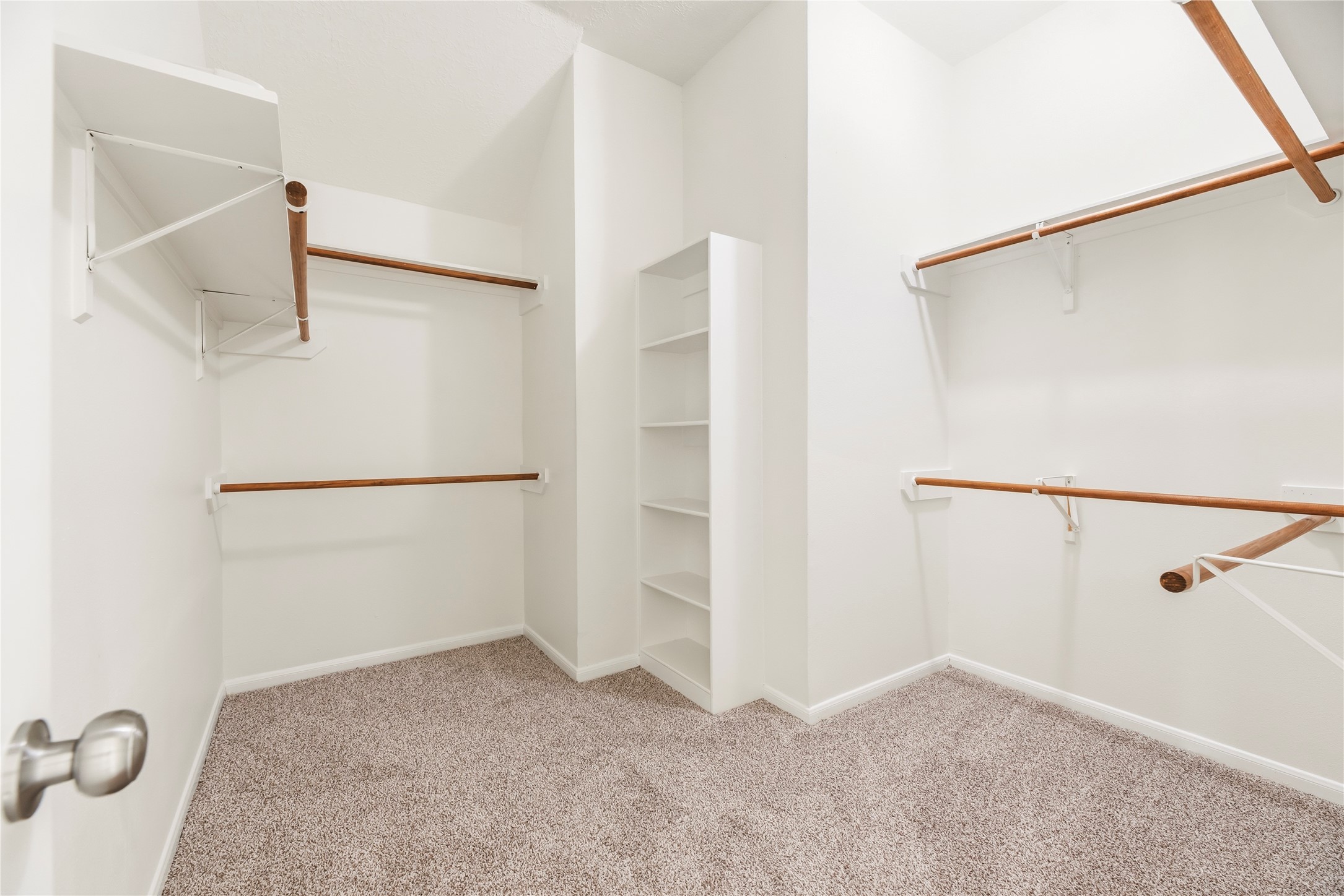3422 Powell Way Property Photo 21