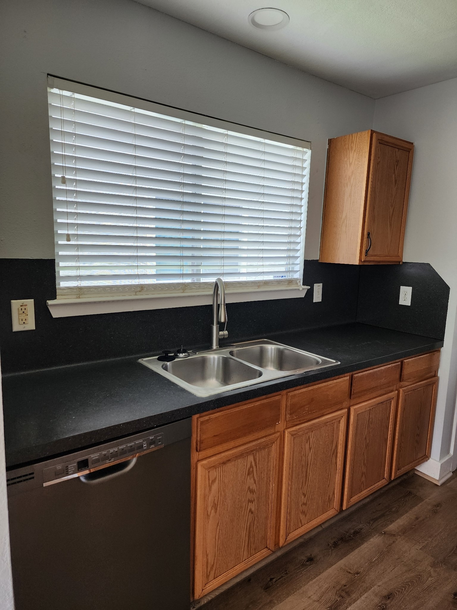 11929 Sanspereil Drive Property Photo 7