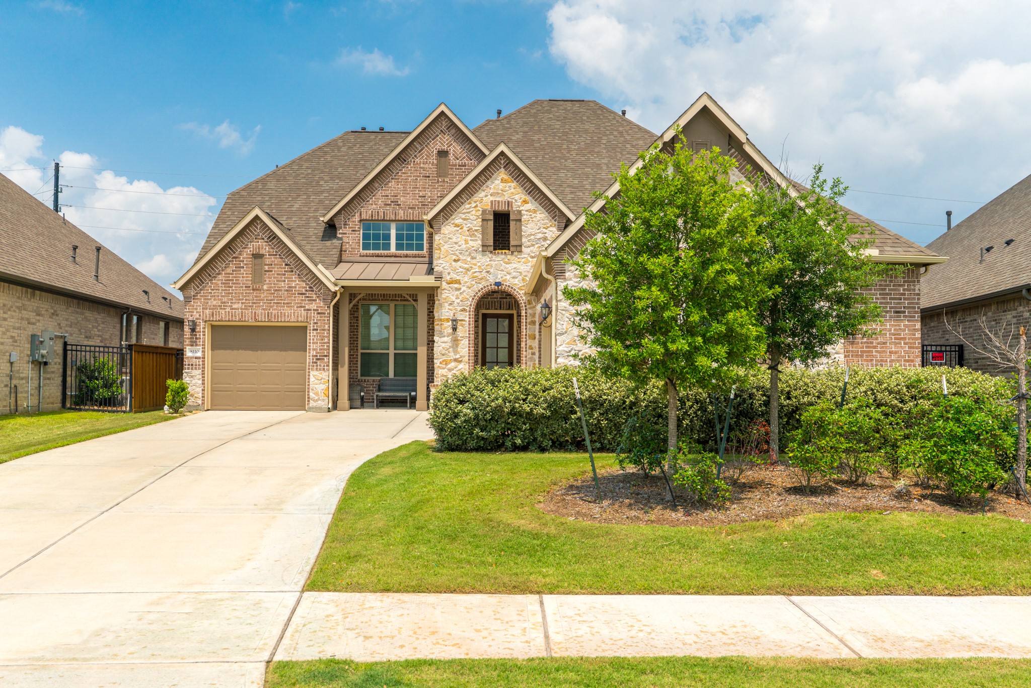 8110 Copper Rock Drive Property Photo 5