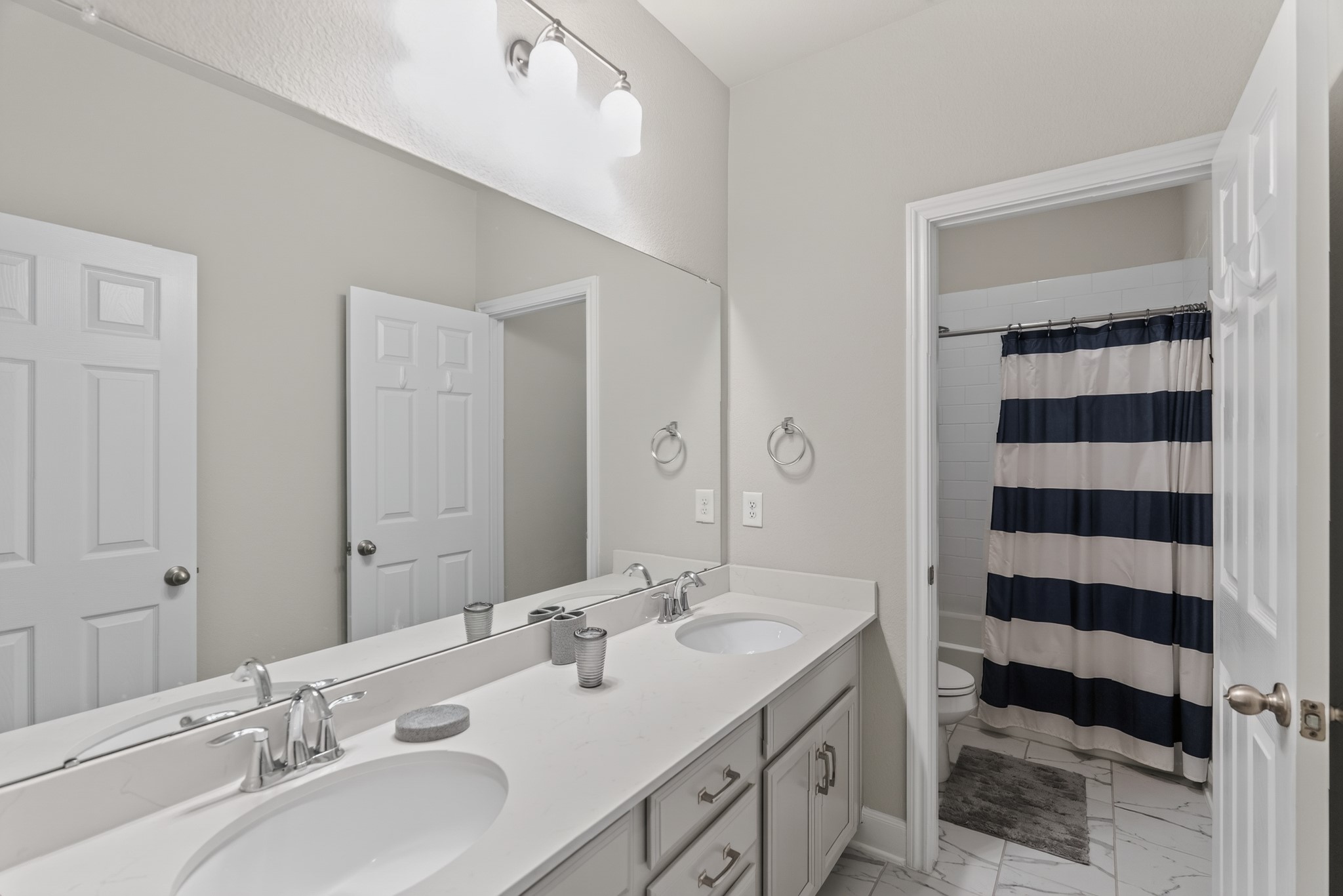 8110 Copper Rock Drive Property Photo 33