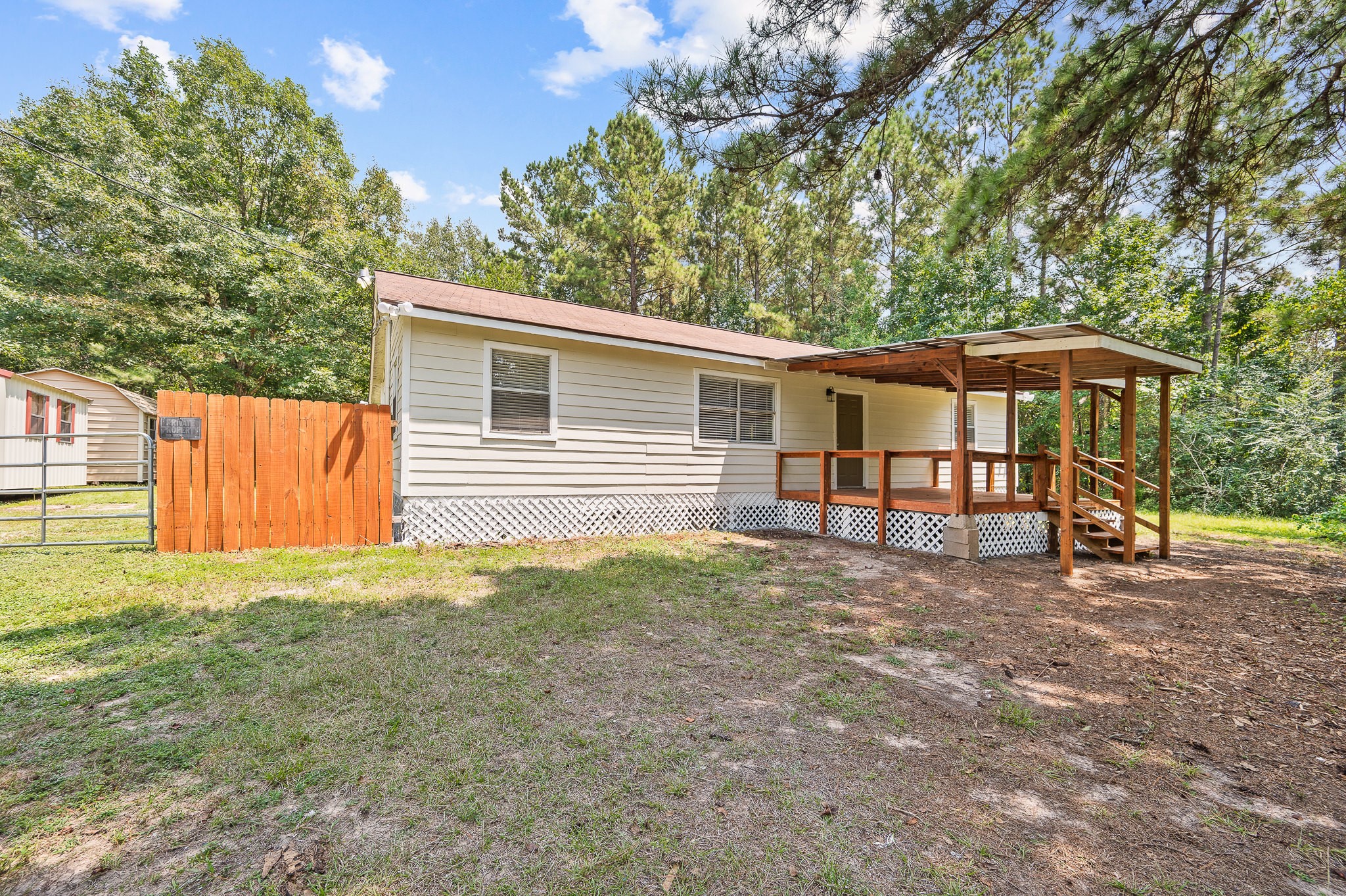 61 Hicks Loop W Property Photo 36