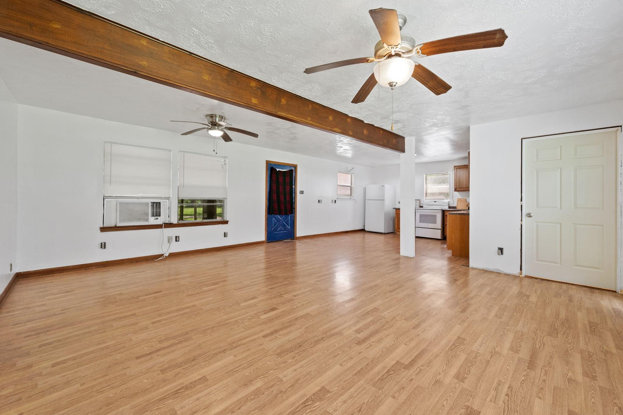 21000 Buck Knoll Road Property Photo 8