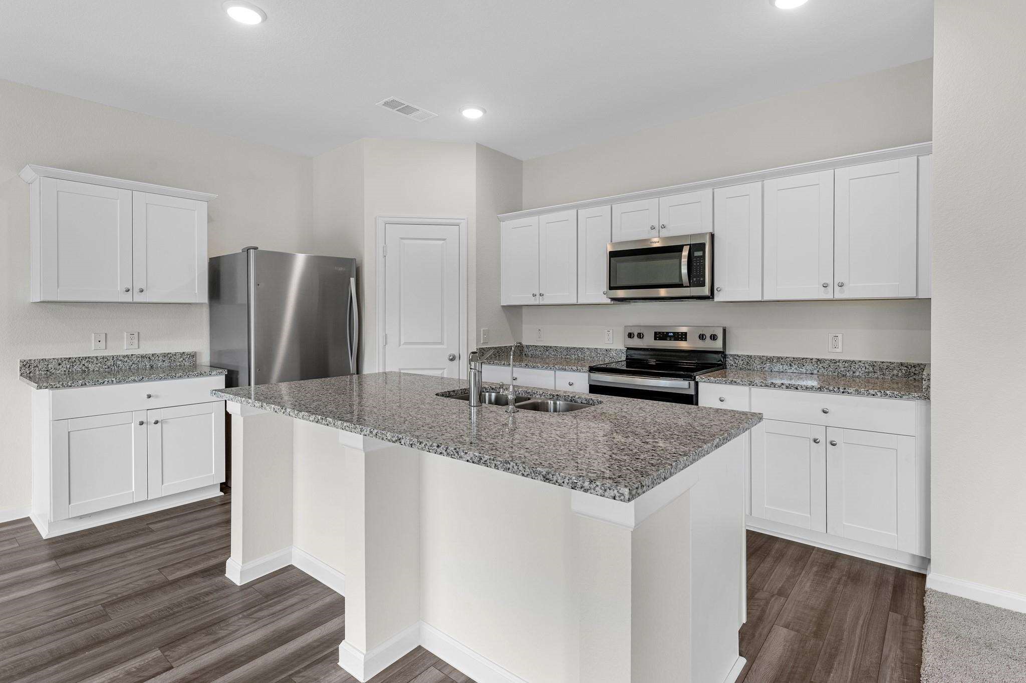 25288 Brookstone Way Property Photo 2