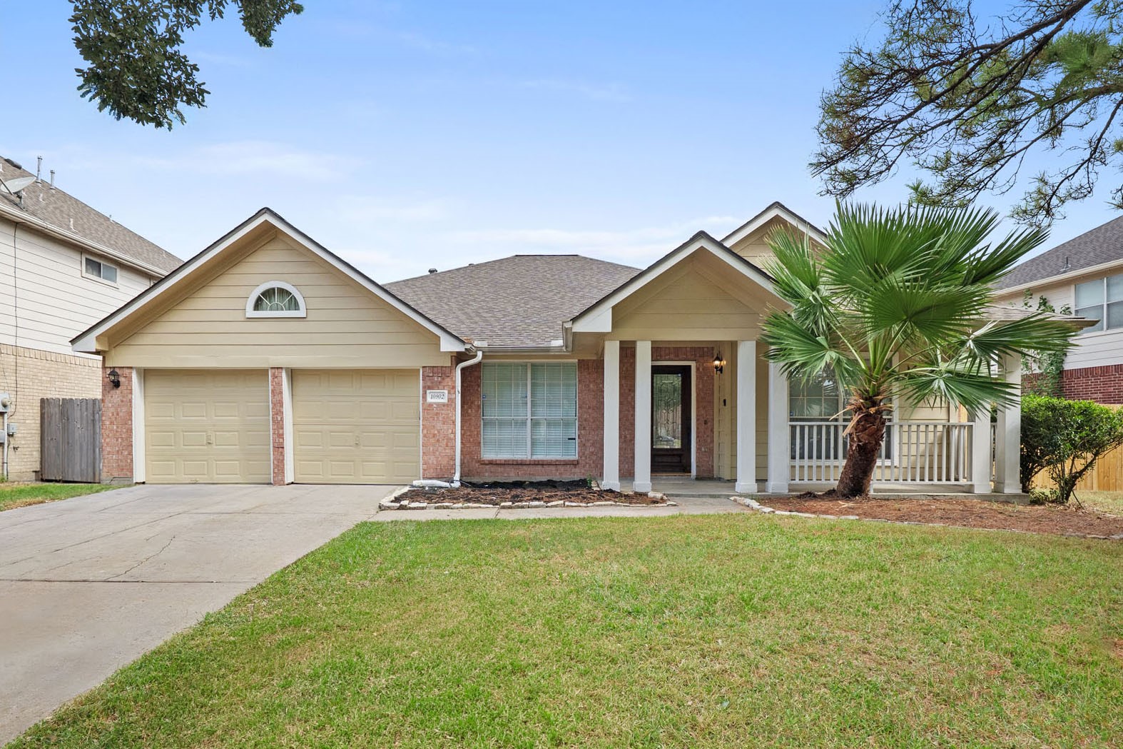 10902 Trail Ridge Drive Property Photo 1