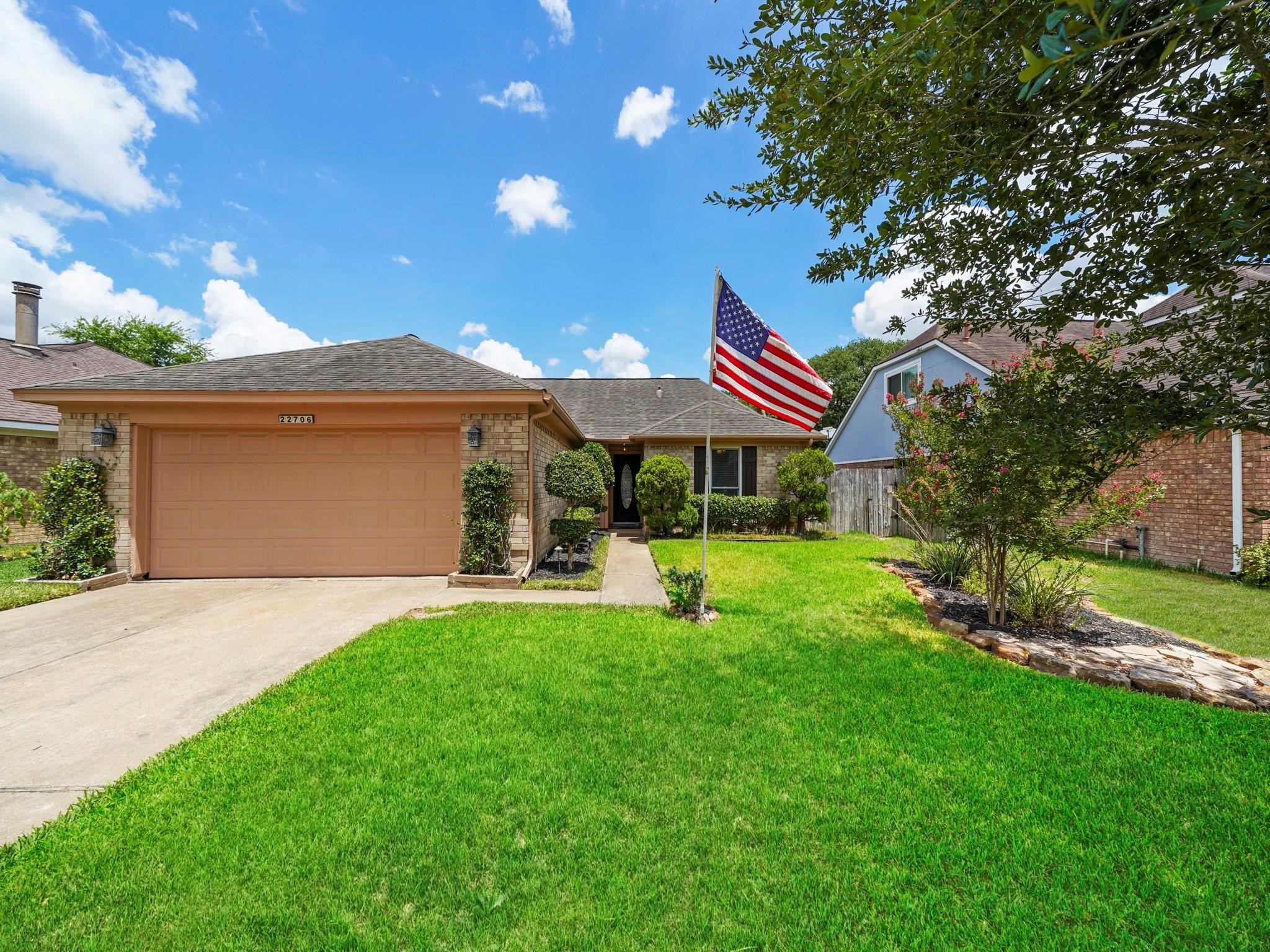 22706 Garden Canyon Drive Property Photo 1