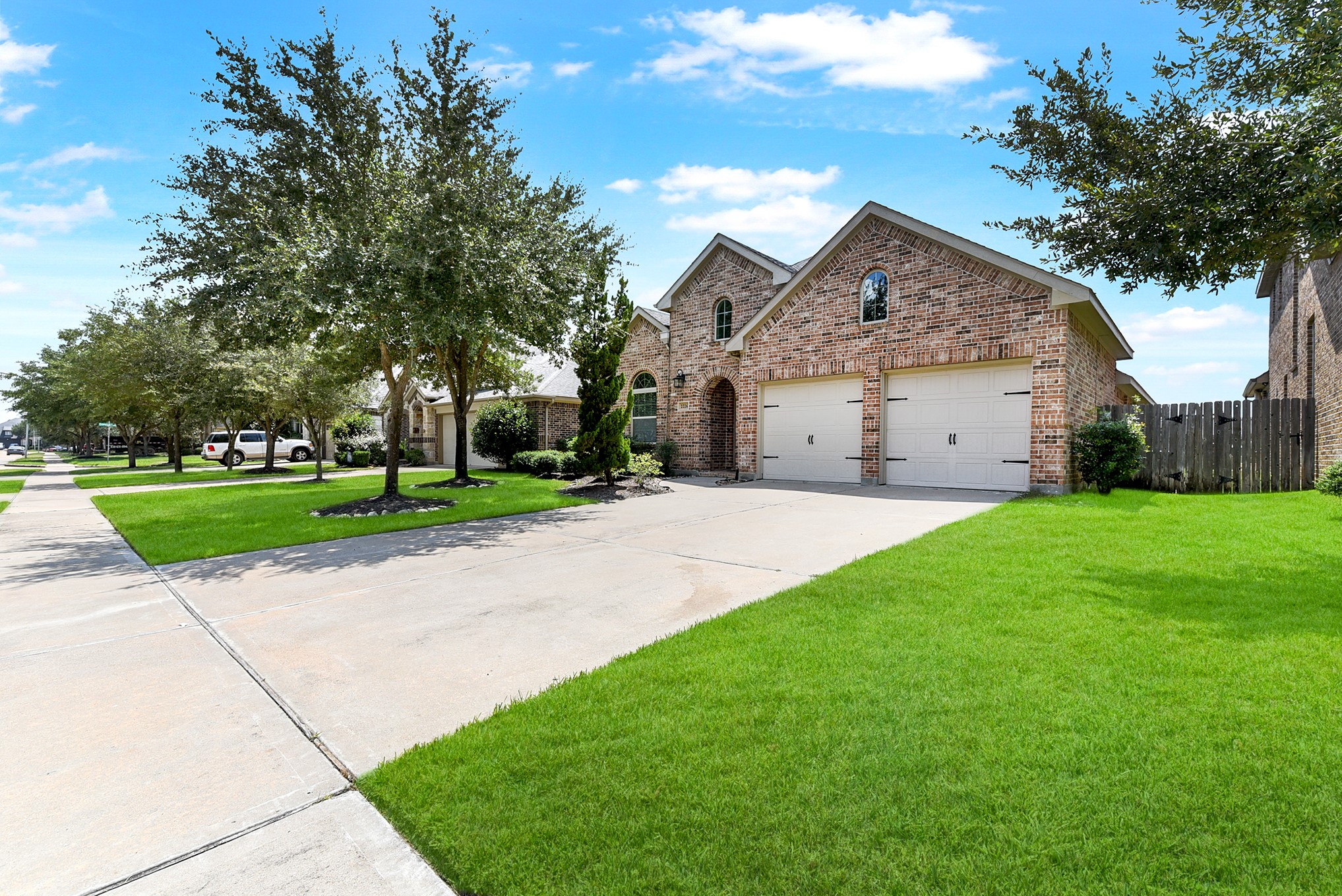 2226 Falcon Brook Drive Property Photo 4
