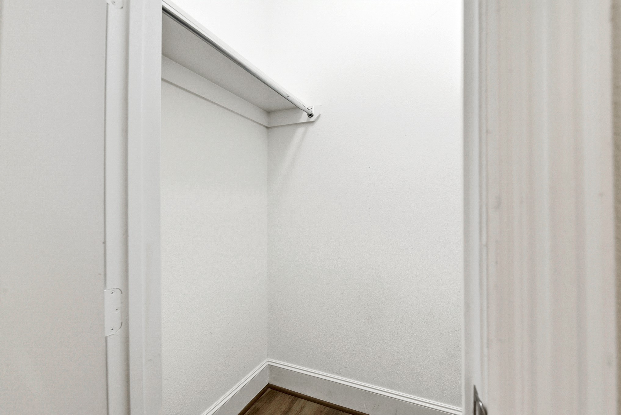 2226 Falcon Brook Drive Property Photo 27