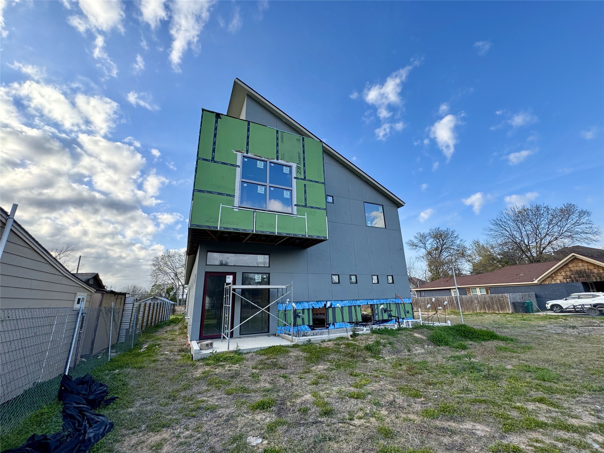2030 Forest Hill Boulevard Property Photo