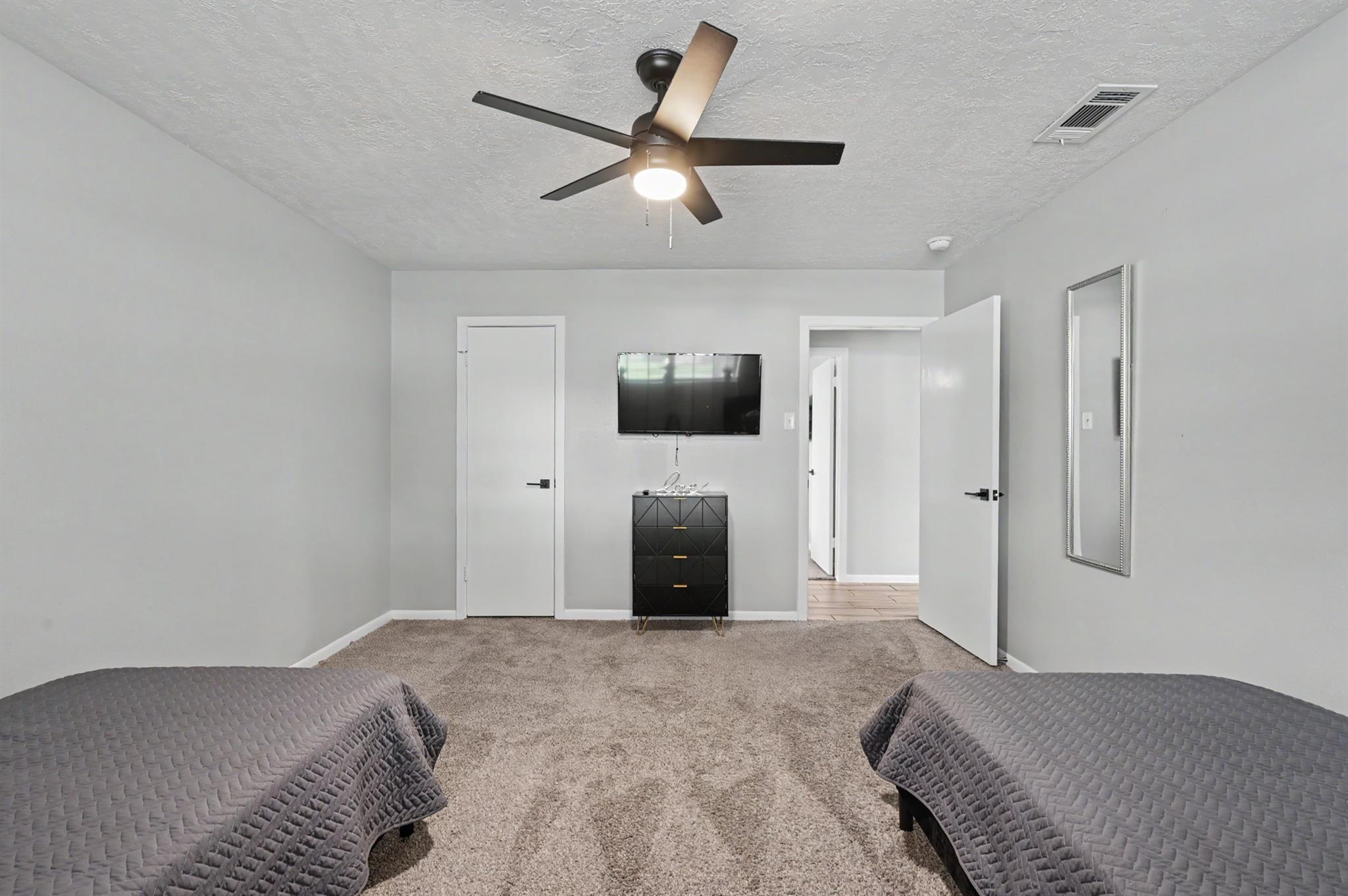 9515 Highmeadow Drive Property Photo 20
