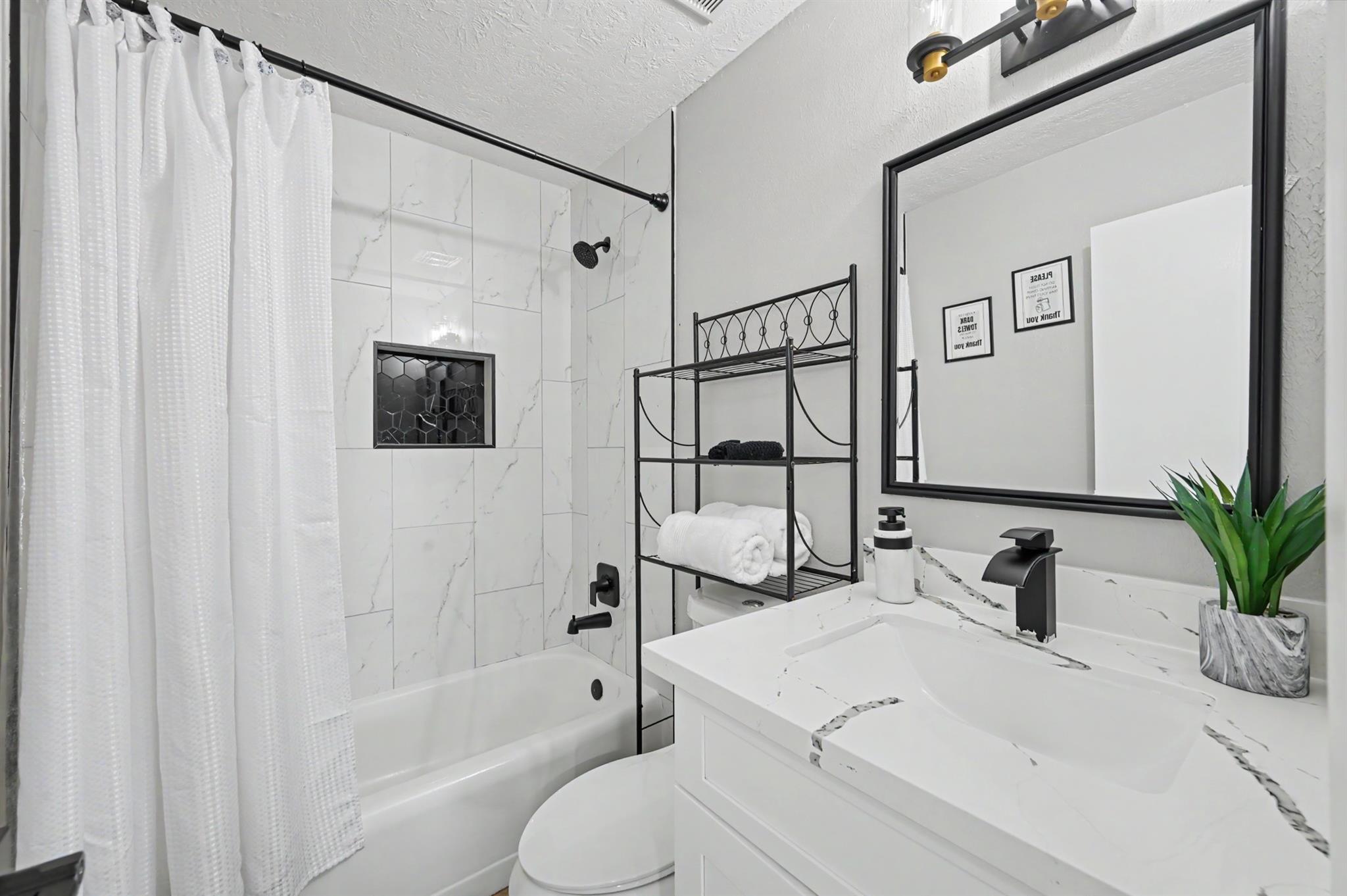 9515 Highmeadow Drive Property Photo 21
