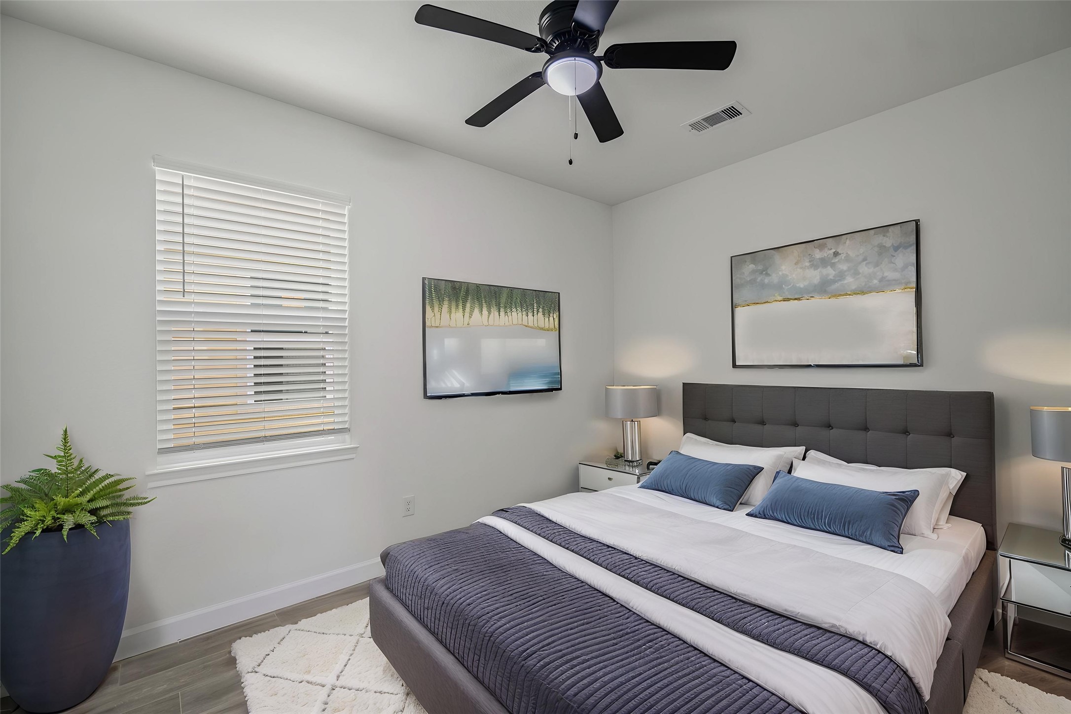 1078 Saint Clair Street B Property Photo 23