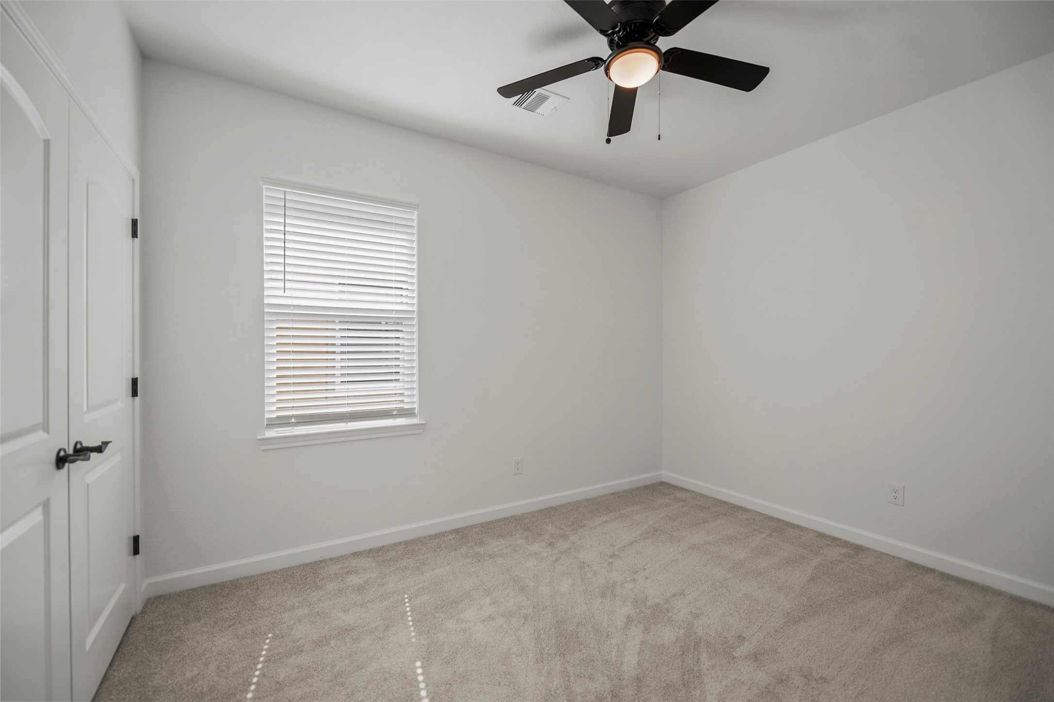 1078 Saint Clair Street B Property Photo 24