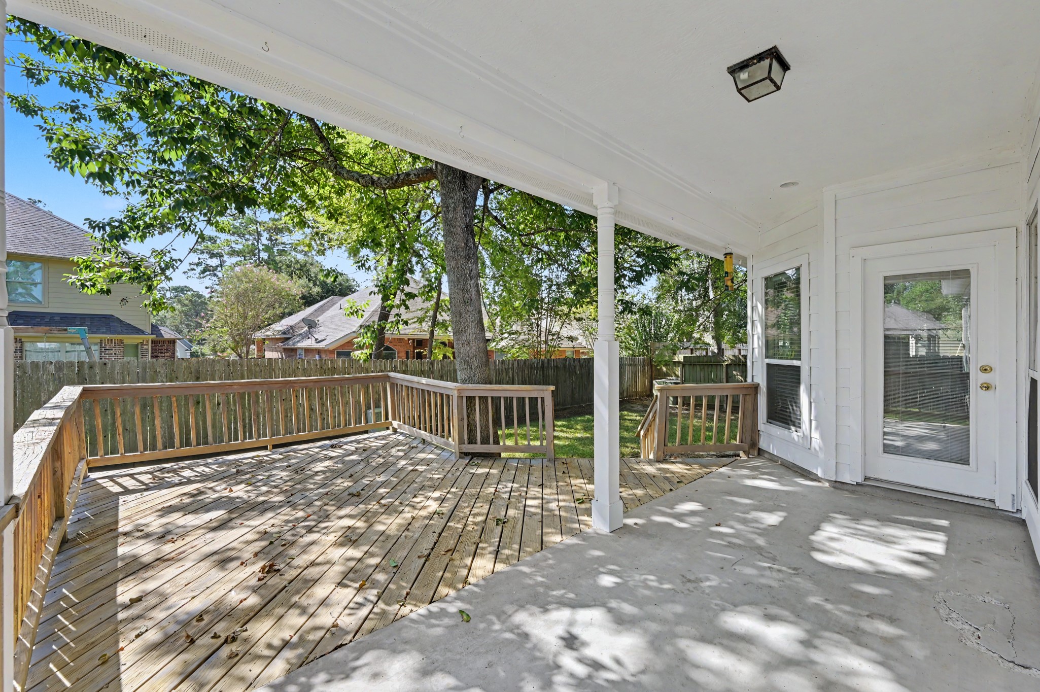 3334 Hemingway Drive Property Photo 4