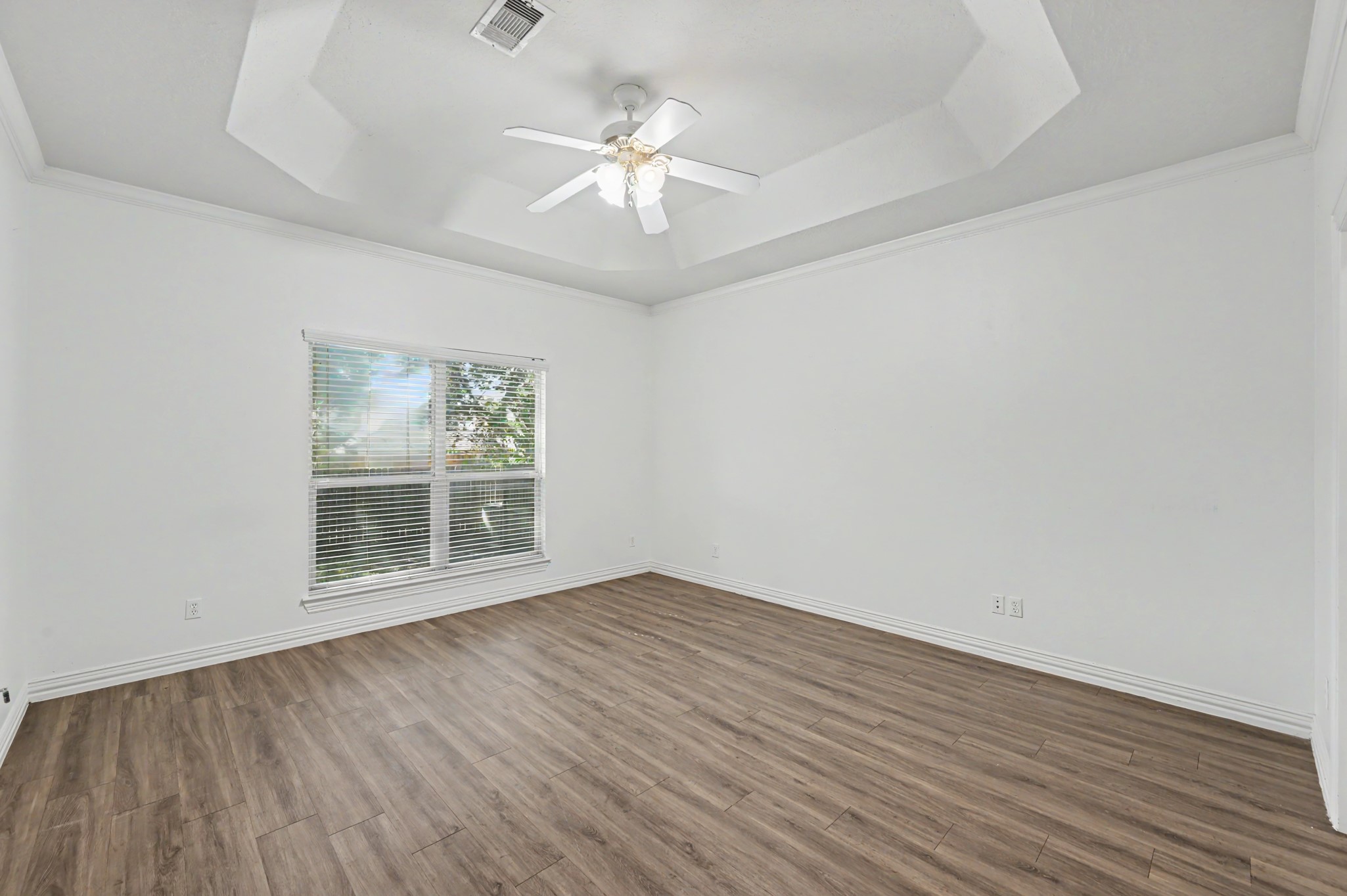 3334 Hemingway Drive Property Photo 10