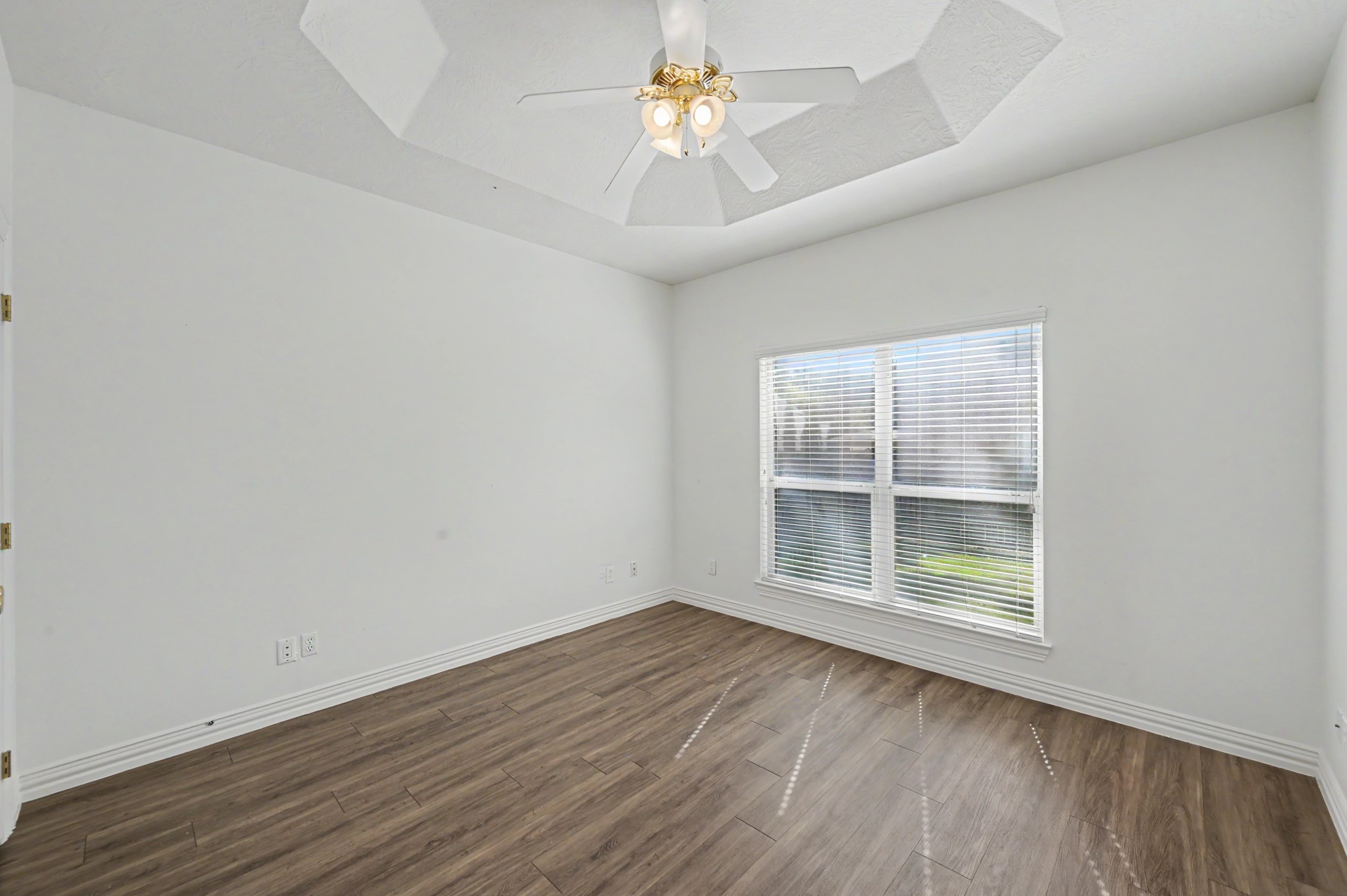3334 Hemingway Drive Property Photo 14