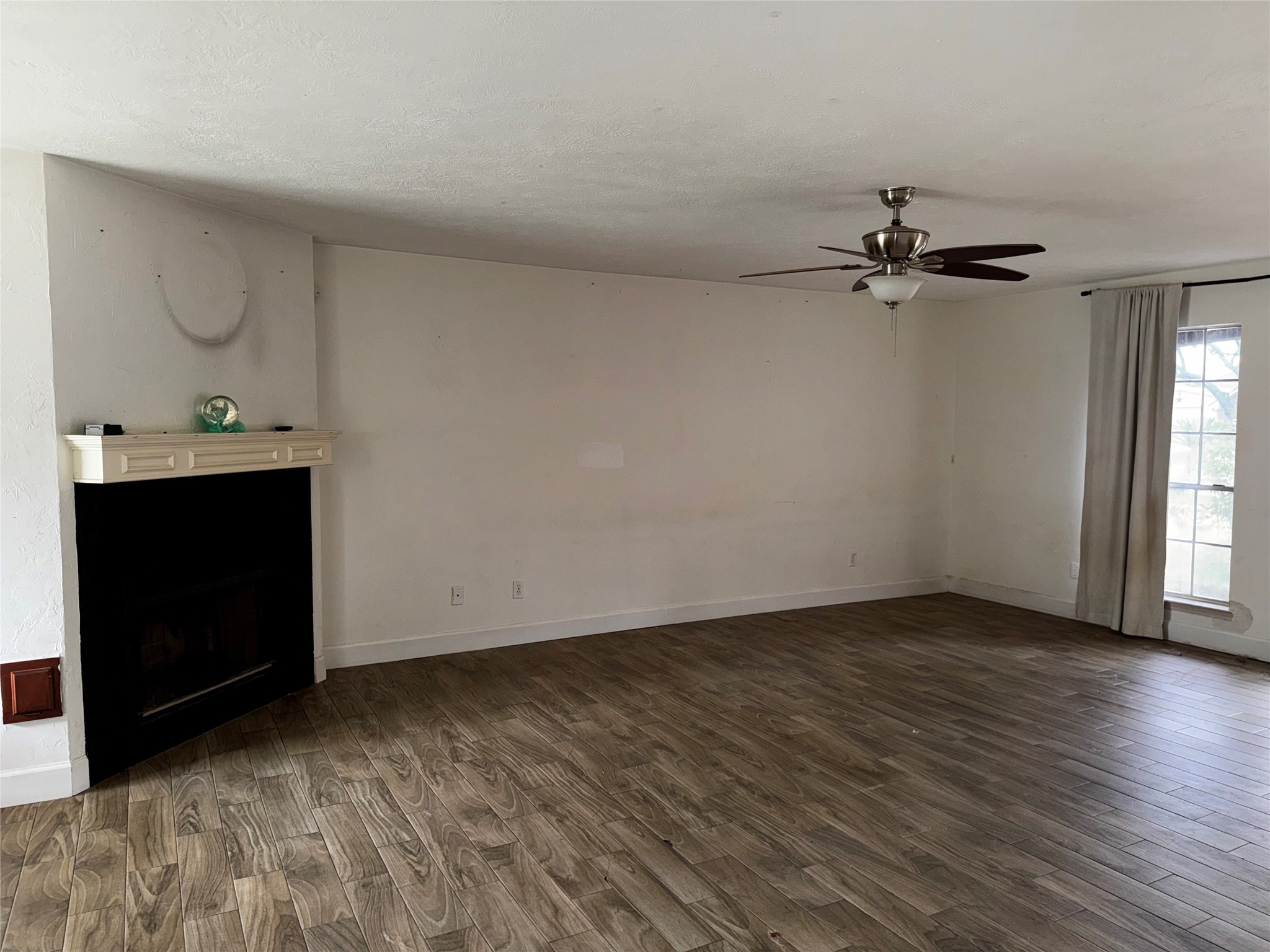 303 Cypress Lane Property Photo 3