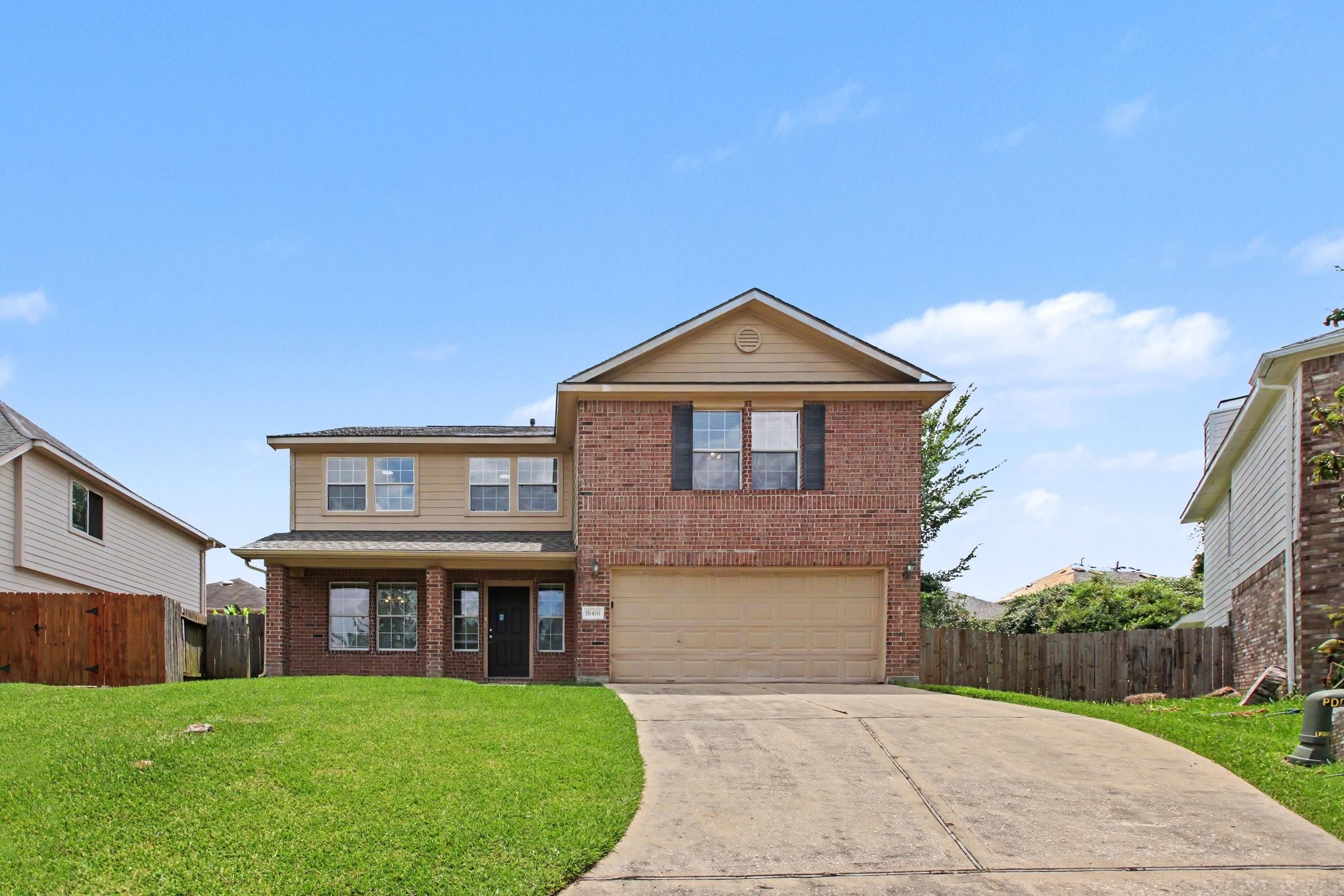 18481 Sunrise Oaks Court Property Photo 2