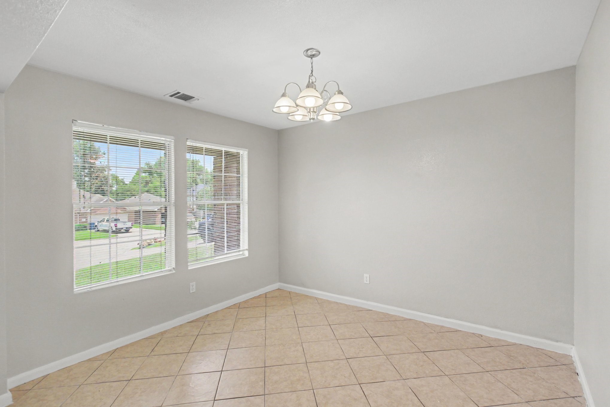 18481 Sunrise Oaks Court Property Photo 8